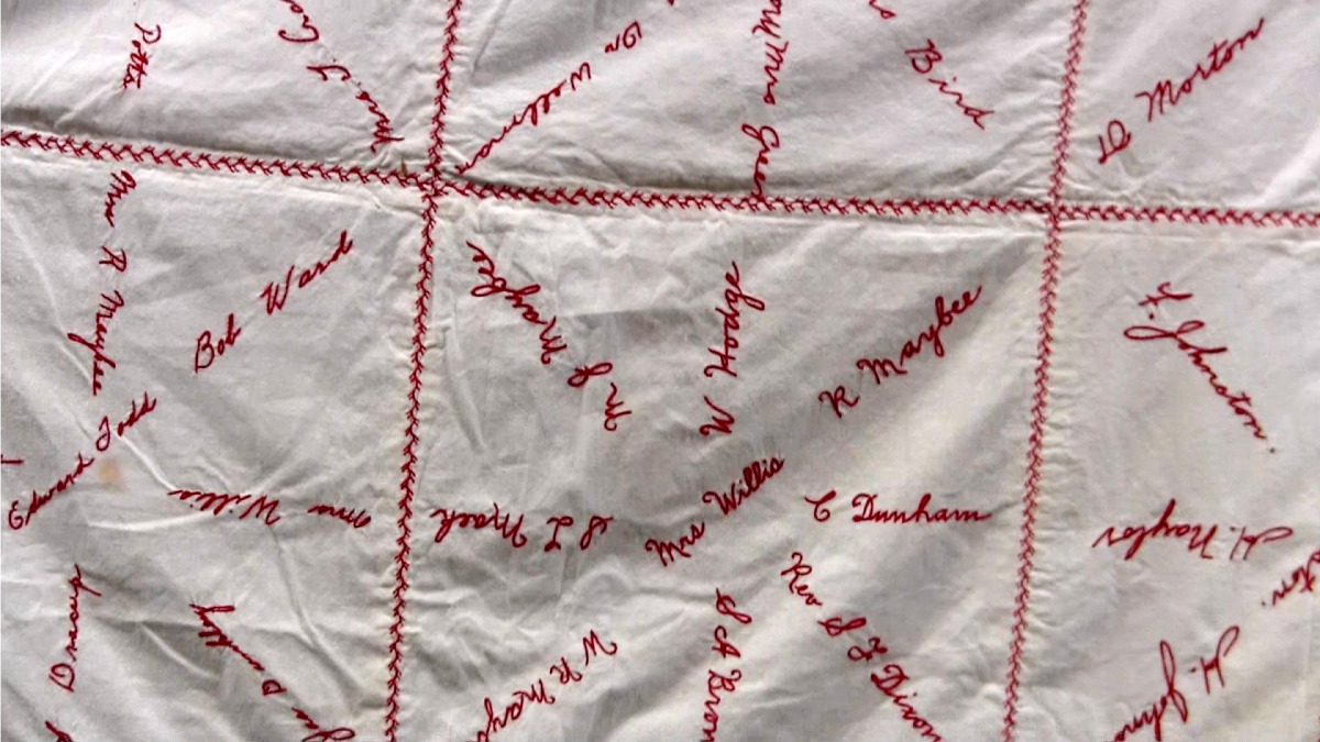 red cross quilt14.jpg