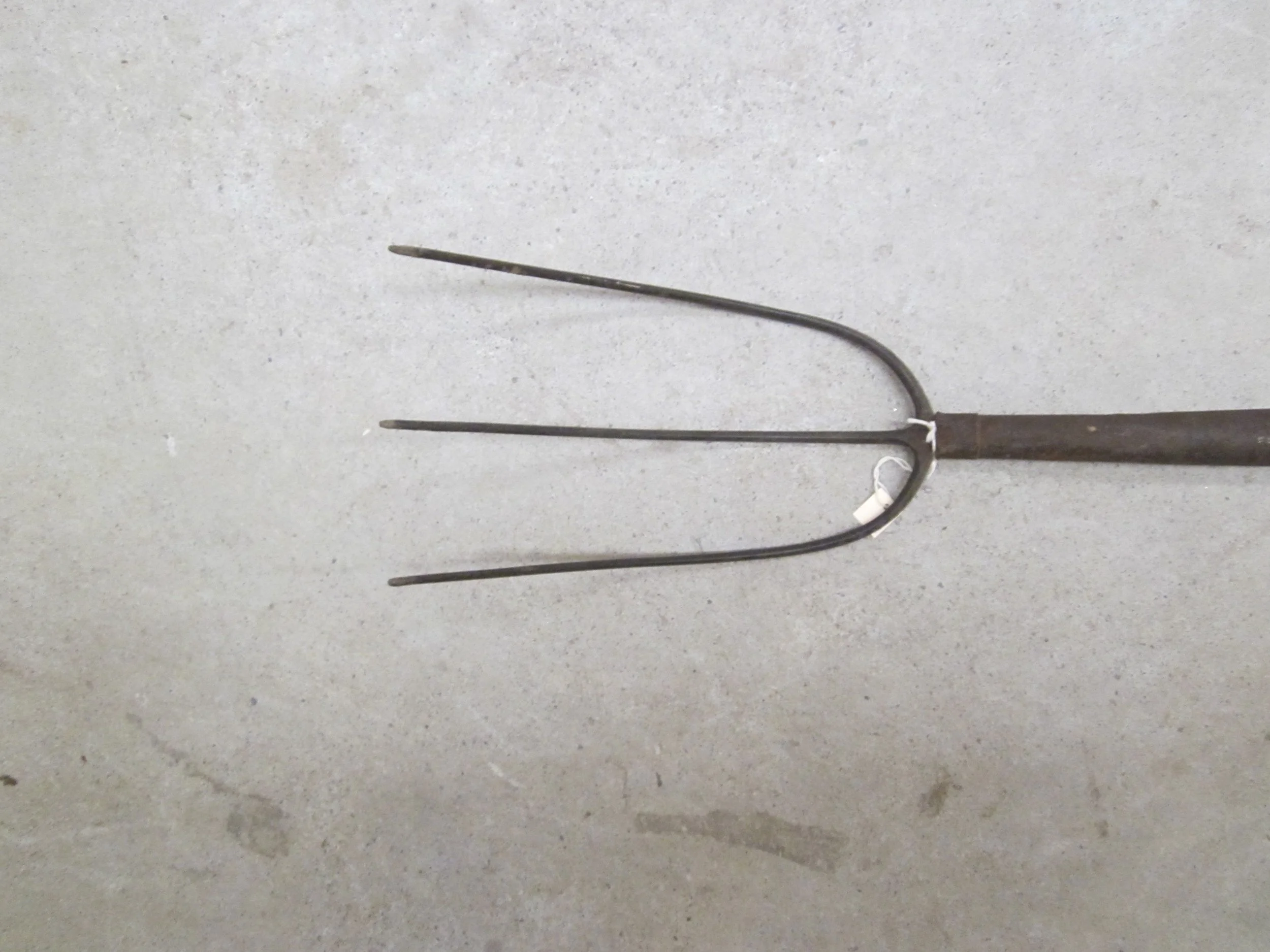 Three pronged hay fork