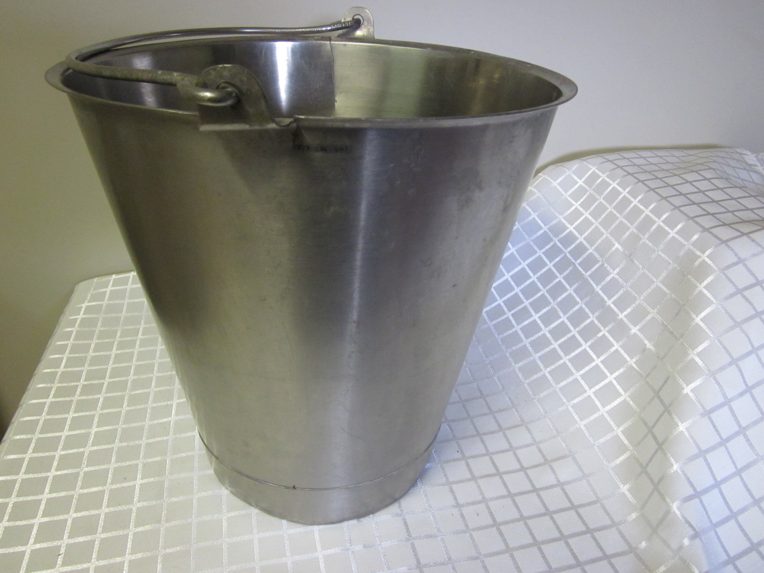 Stainless steel milk pail