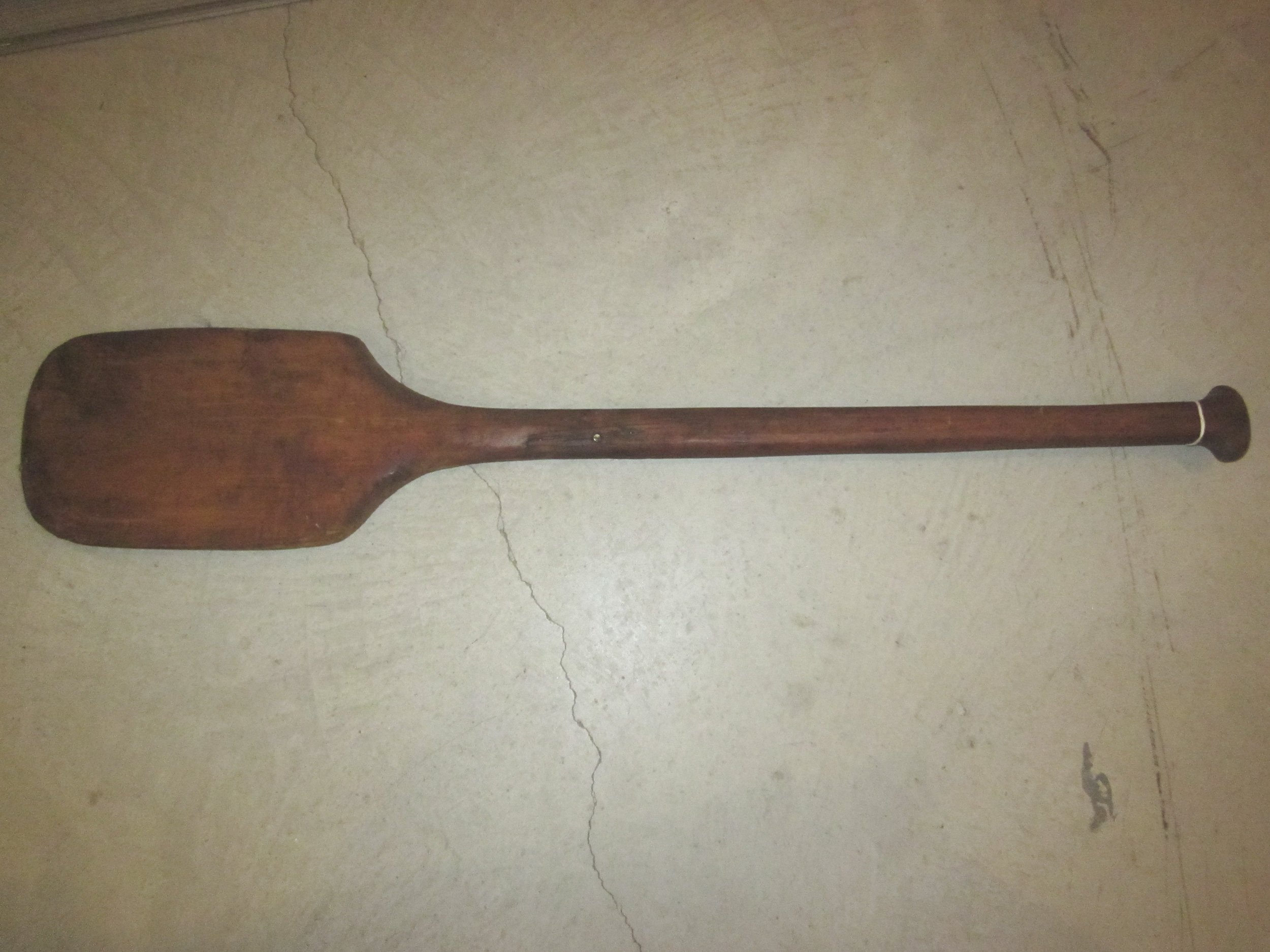 Wooden cheese paddle