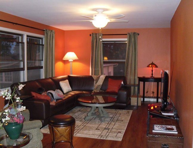 Swenson - FAMILY ROOM {BEFORE}