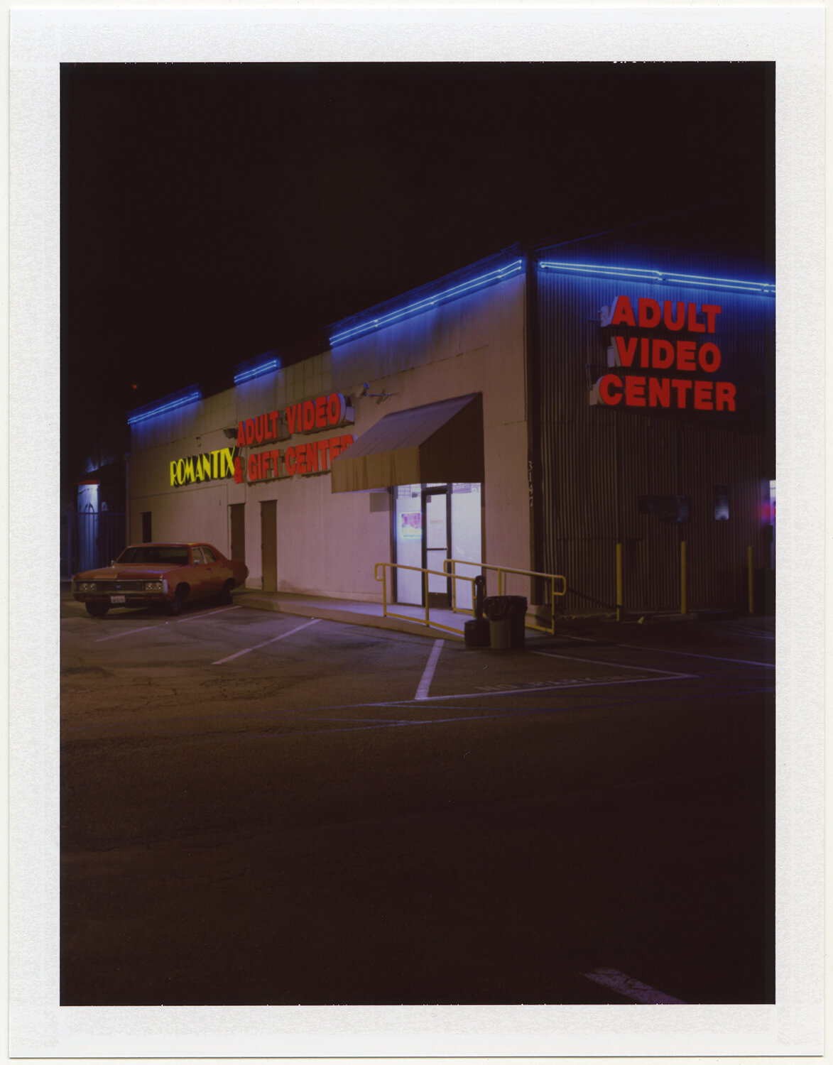 Adult Video Center001.jpg