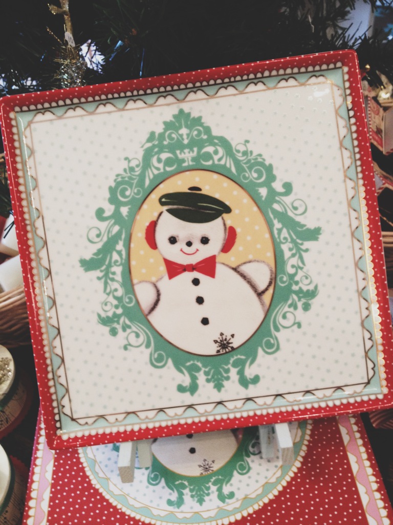 Perfect little platter for Santa's cookies and milk! 