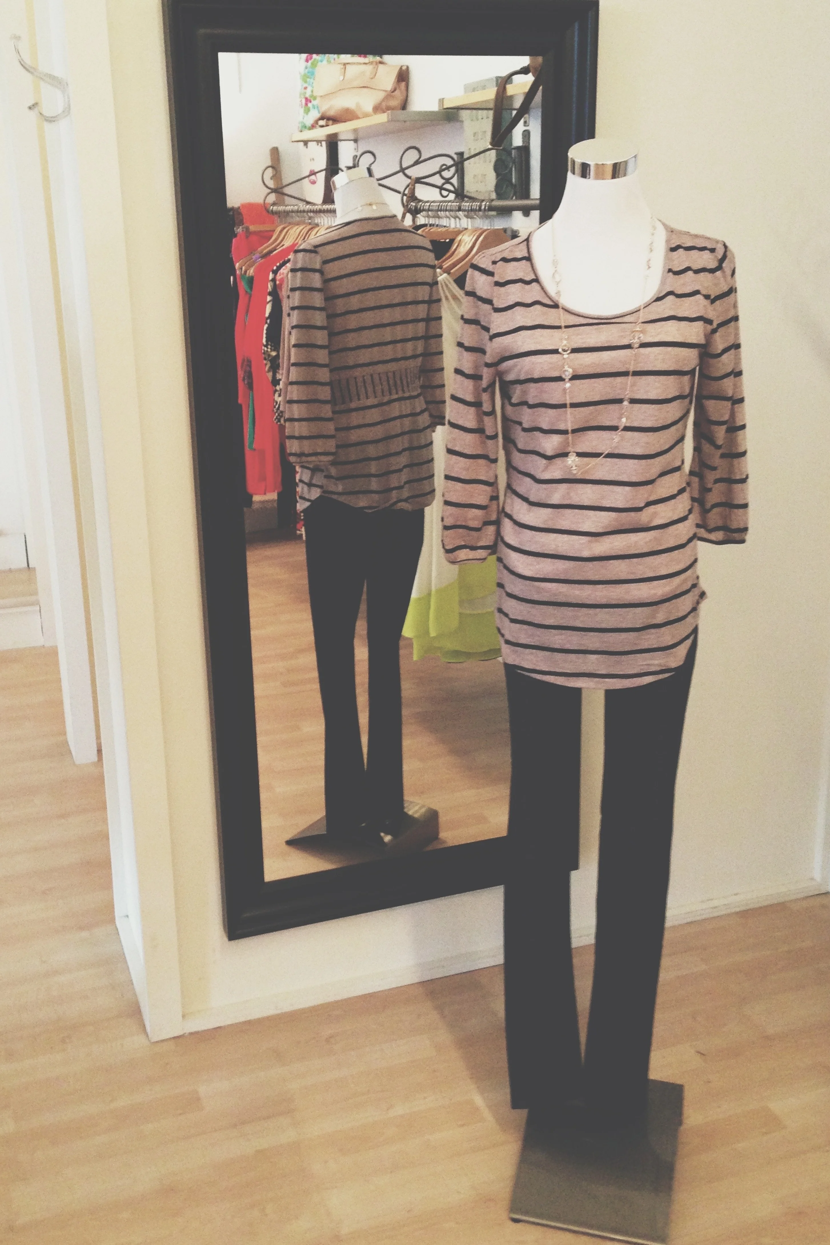 Striped scoop neck with ruching details in back by Femme