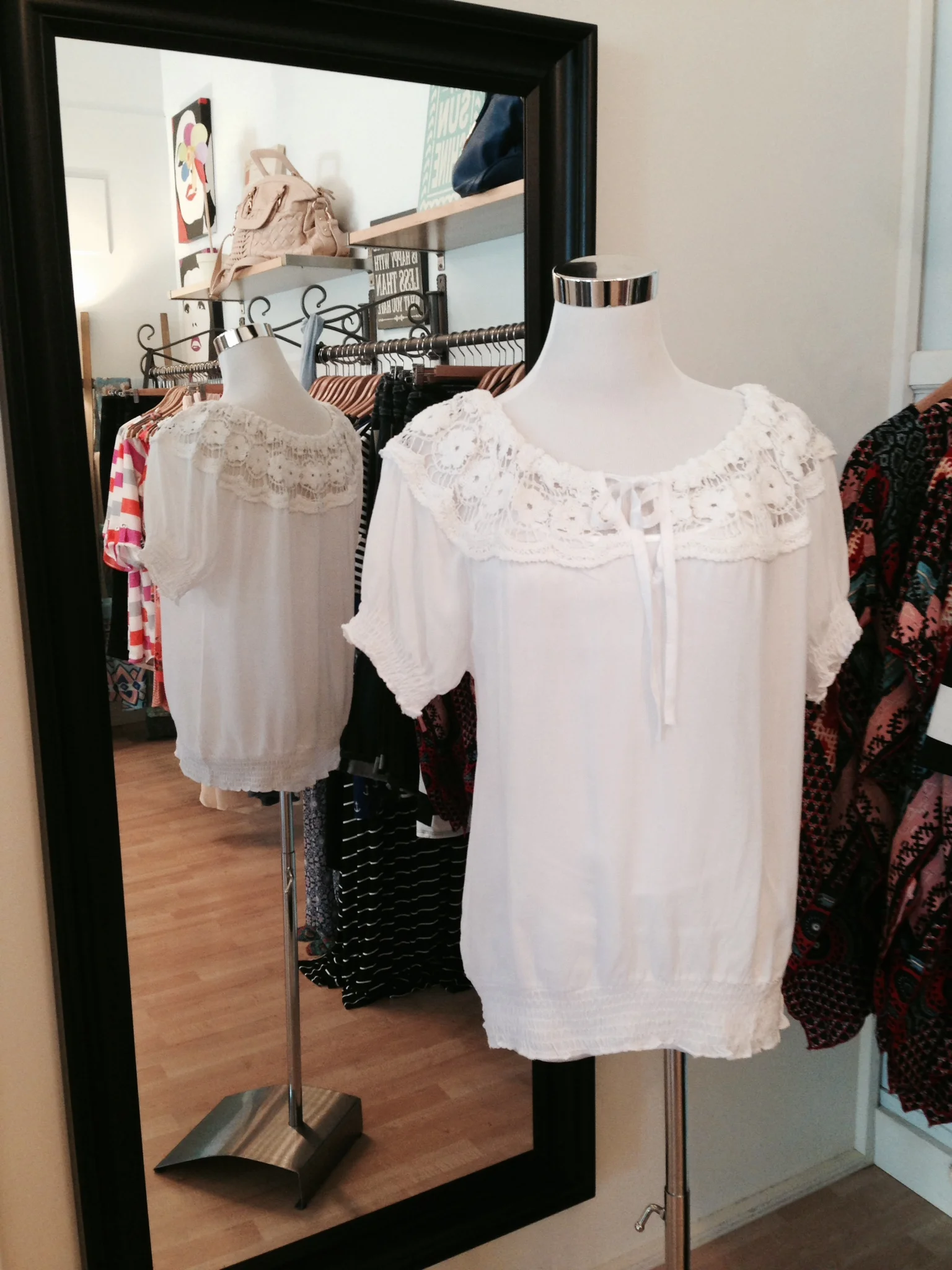 white key hole top.jpg