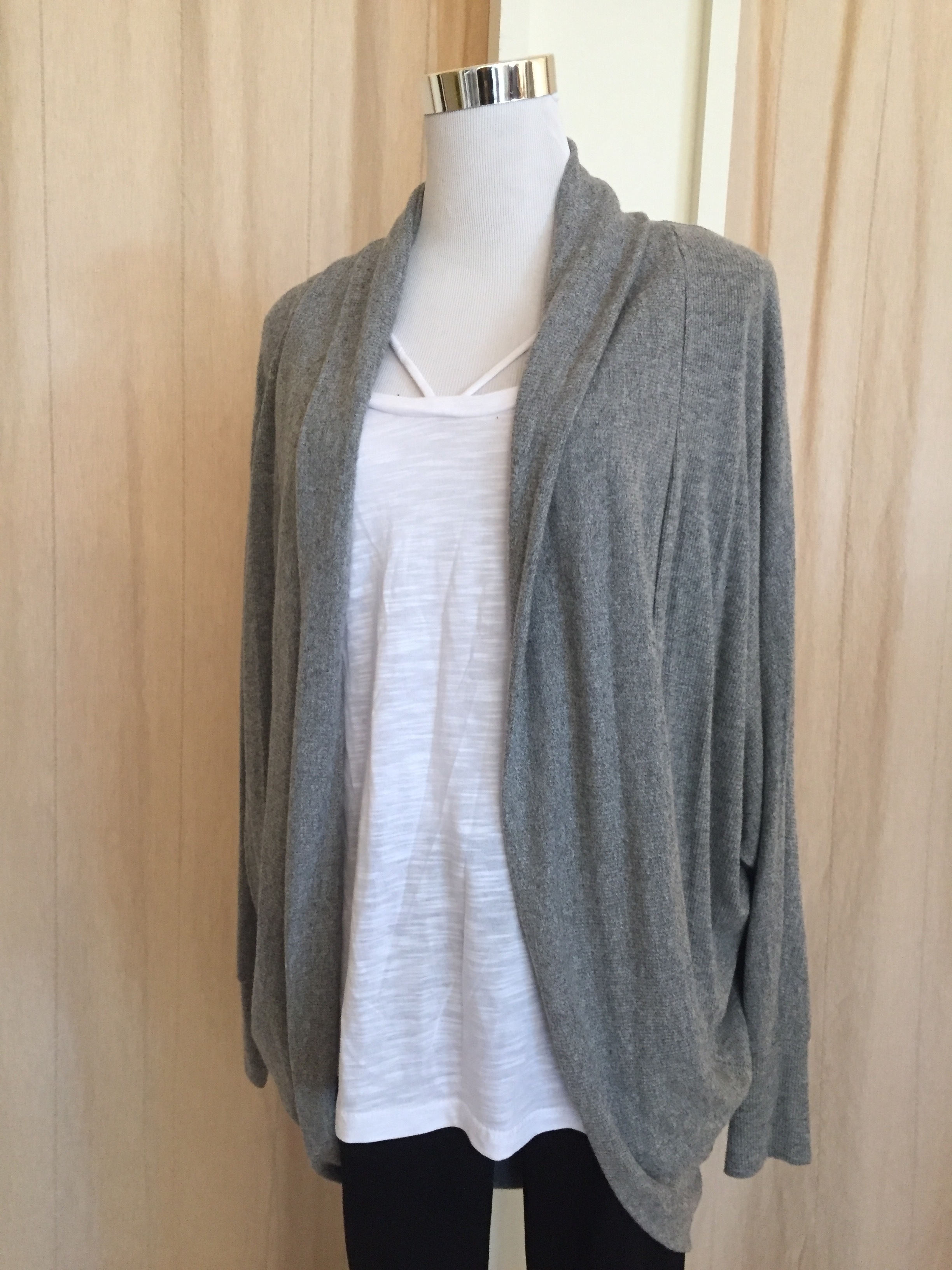 Gilli Dolman Cardi