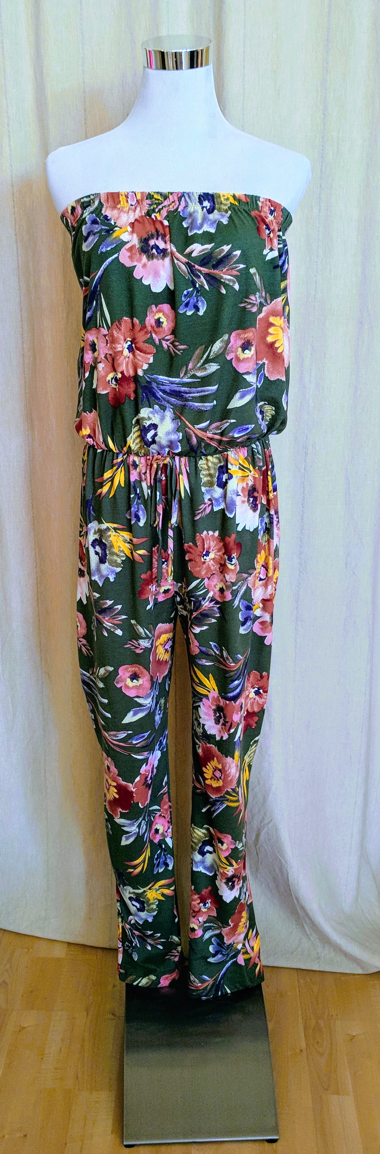 Olive strapless jumpsuit with pockets