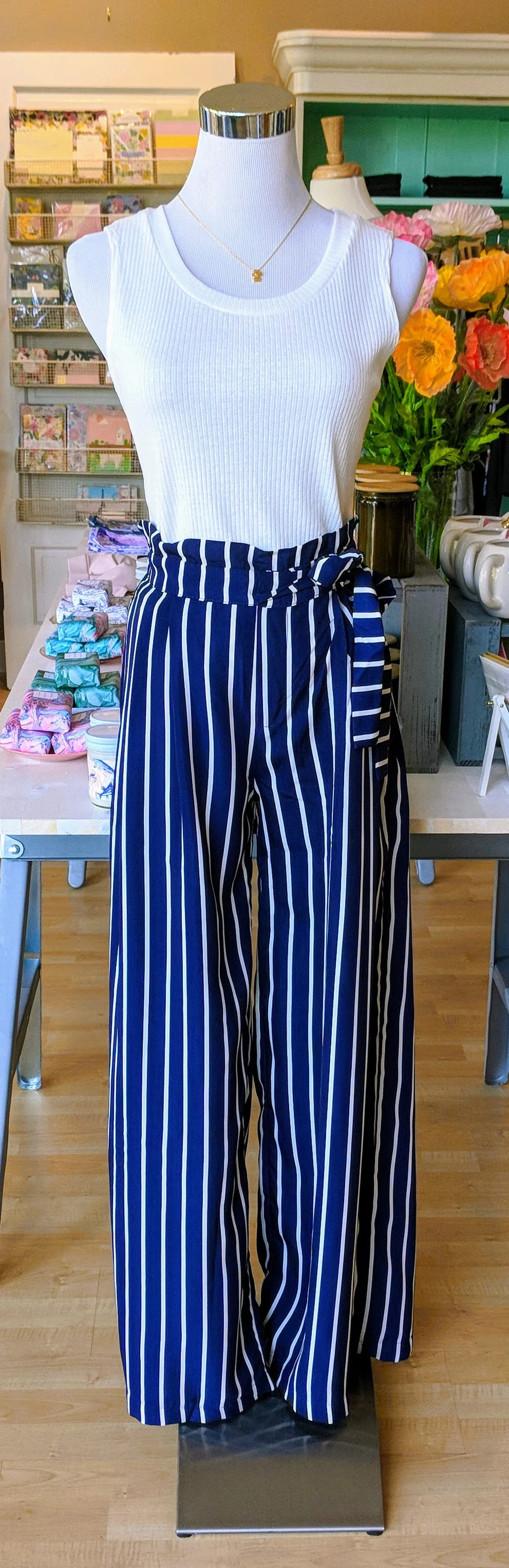 Navy stripe wide leg pant with tie on waist.