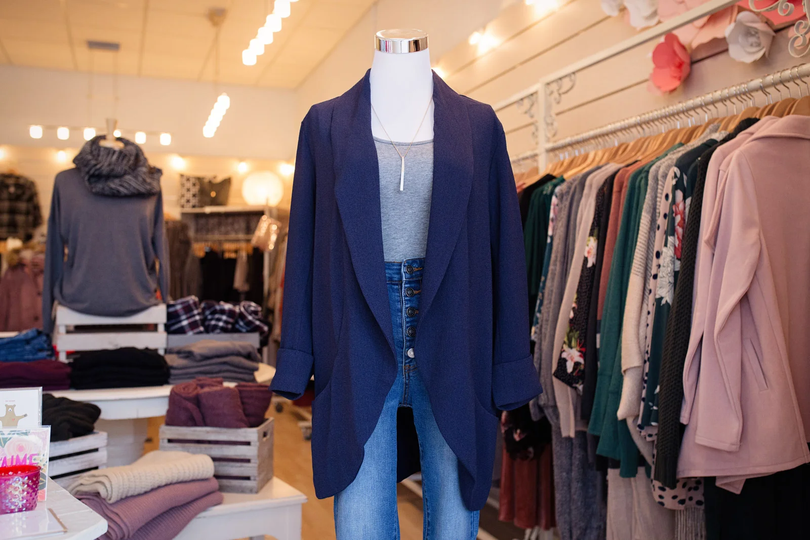 Meadow boutique queen anne seattle - yuliya rae photography-15.jpg