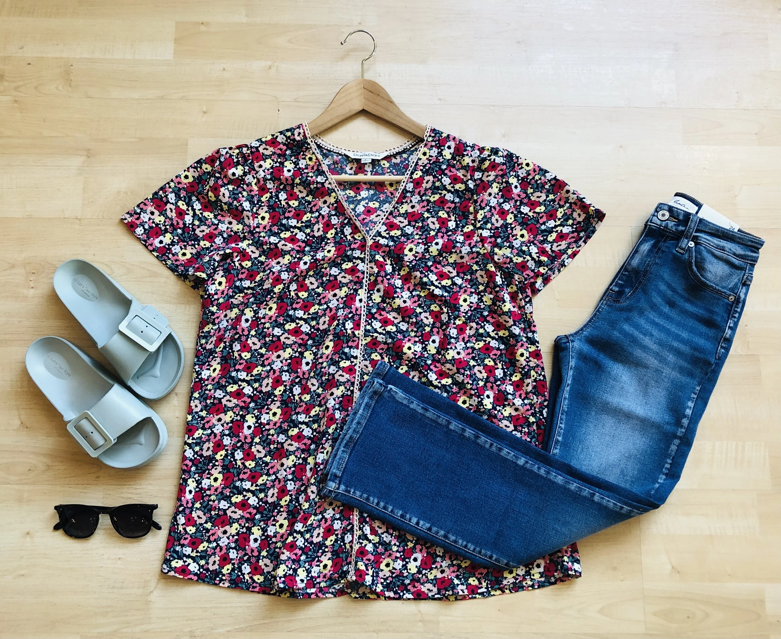 DAVI &amp; DANI Top $38 | KAN KAN Crop Denim $52 | BERKS $26 | SUNNIES $12