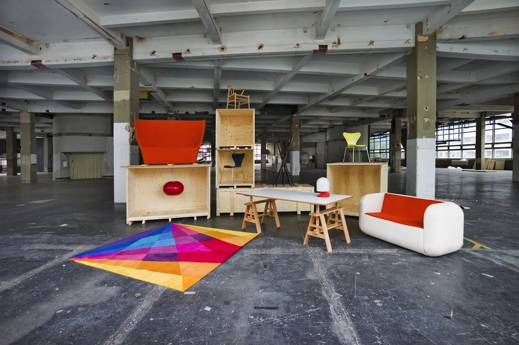 Design Junction was set up for four days during LDF at the enormous, industrial and atmospheric Old Postal Sorting Office on Oxford Street. These pictures show what it looked like before everyone arrived.