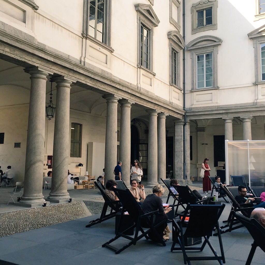 In the light-filled 17th century courtyard of Palazzo Litta, in the 5Vie district , there were USB charging stations supplied by Punkt next to the deckchairs in a neat juxtaposition of the very old and the very new. I learnt that if you put your phone into airplane mode it charges faster. 
