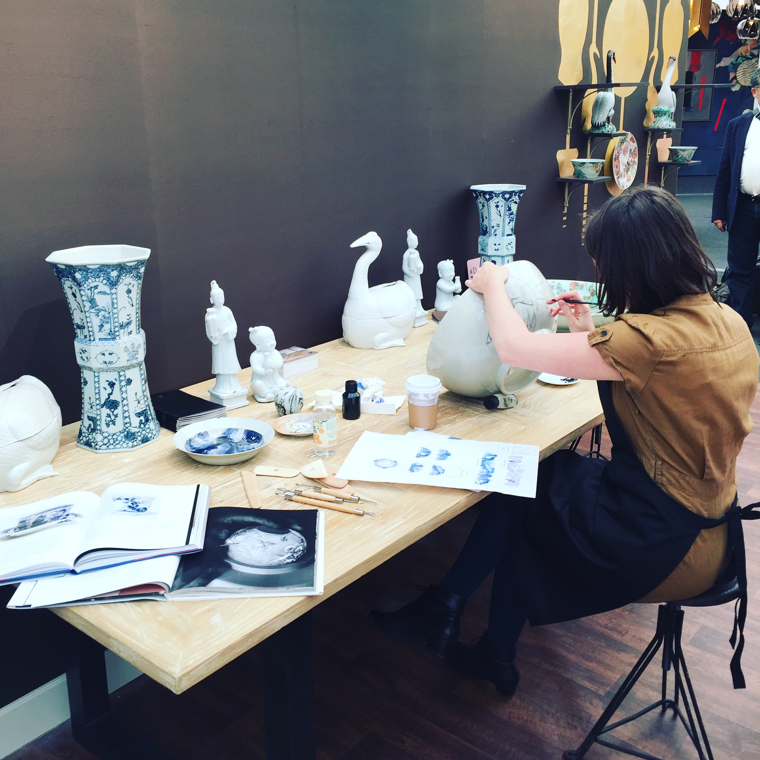 It is always a pleasure to see a bit of artfulness in action, also at Decorex. 