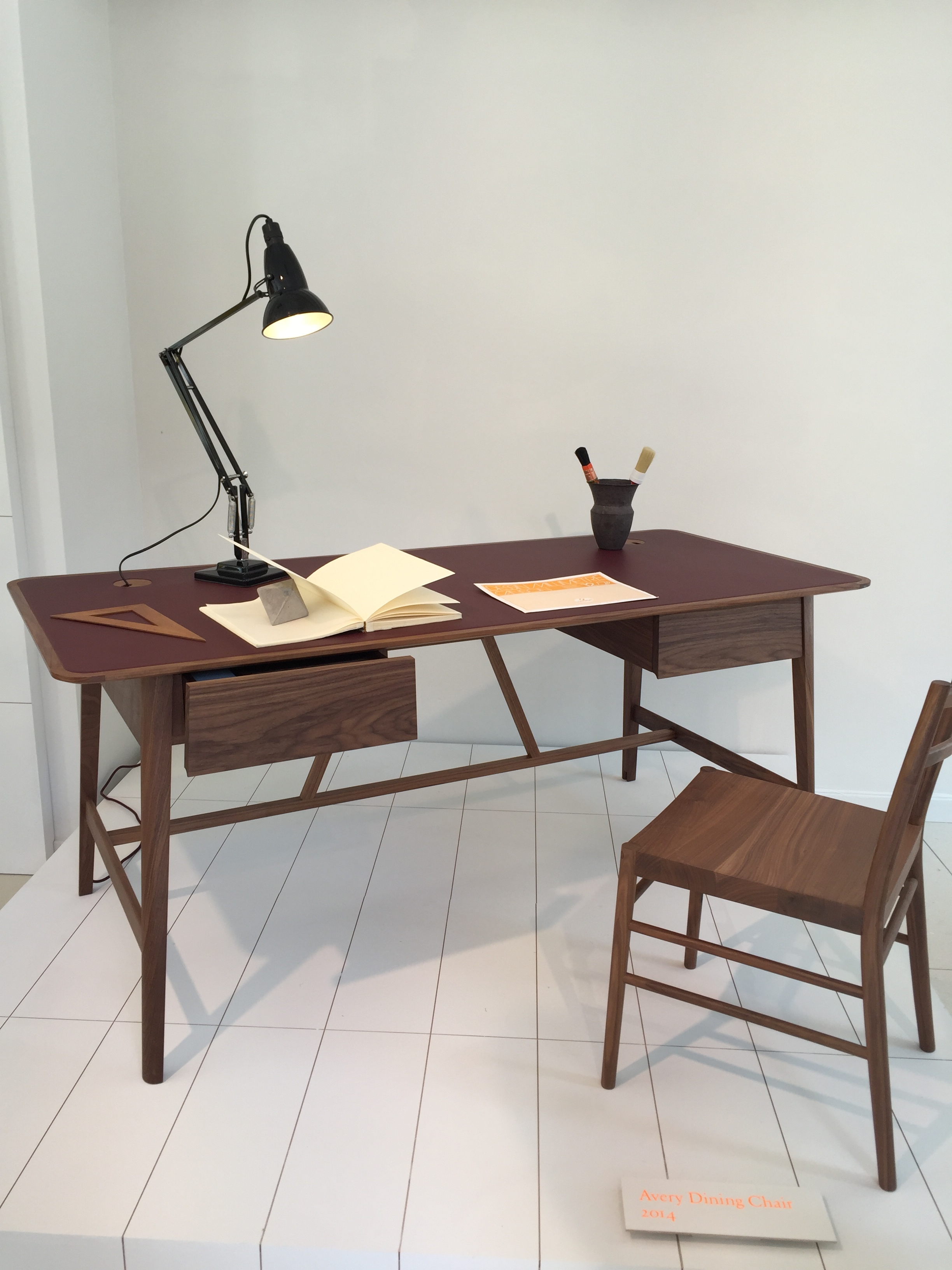 Beautiful desk by British designers Pinch . Incidentally, also a husband and wife duo Russell Pinch and Oona Bannon. 