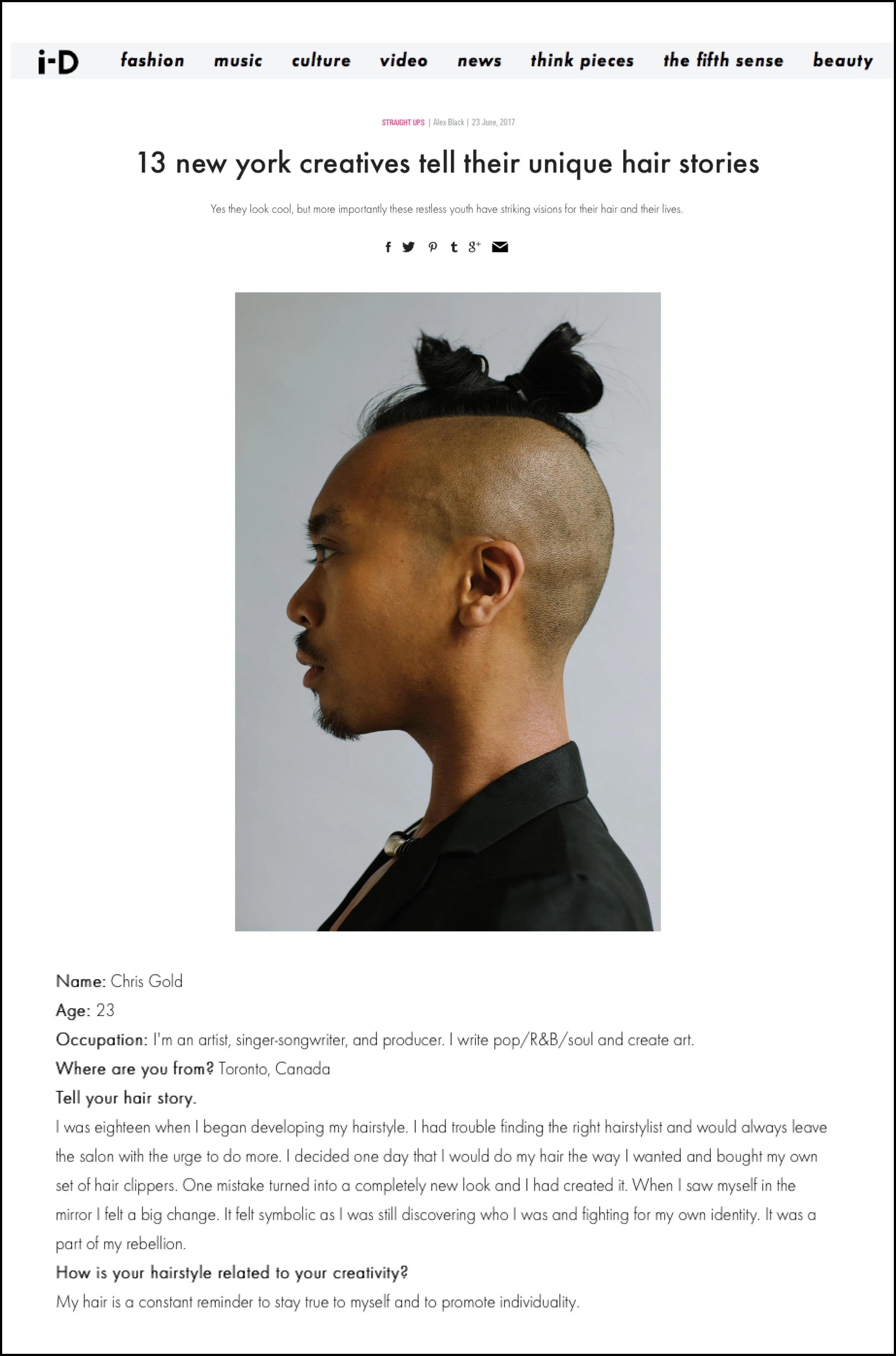 Music artist Chris Gold wearing M31 Andromeda sterling silver mutli-ring hand woven choker