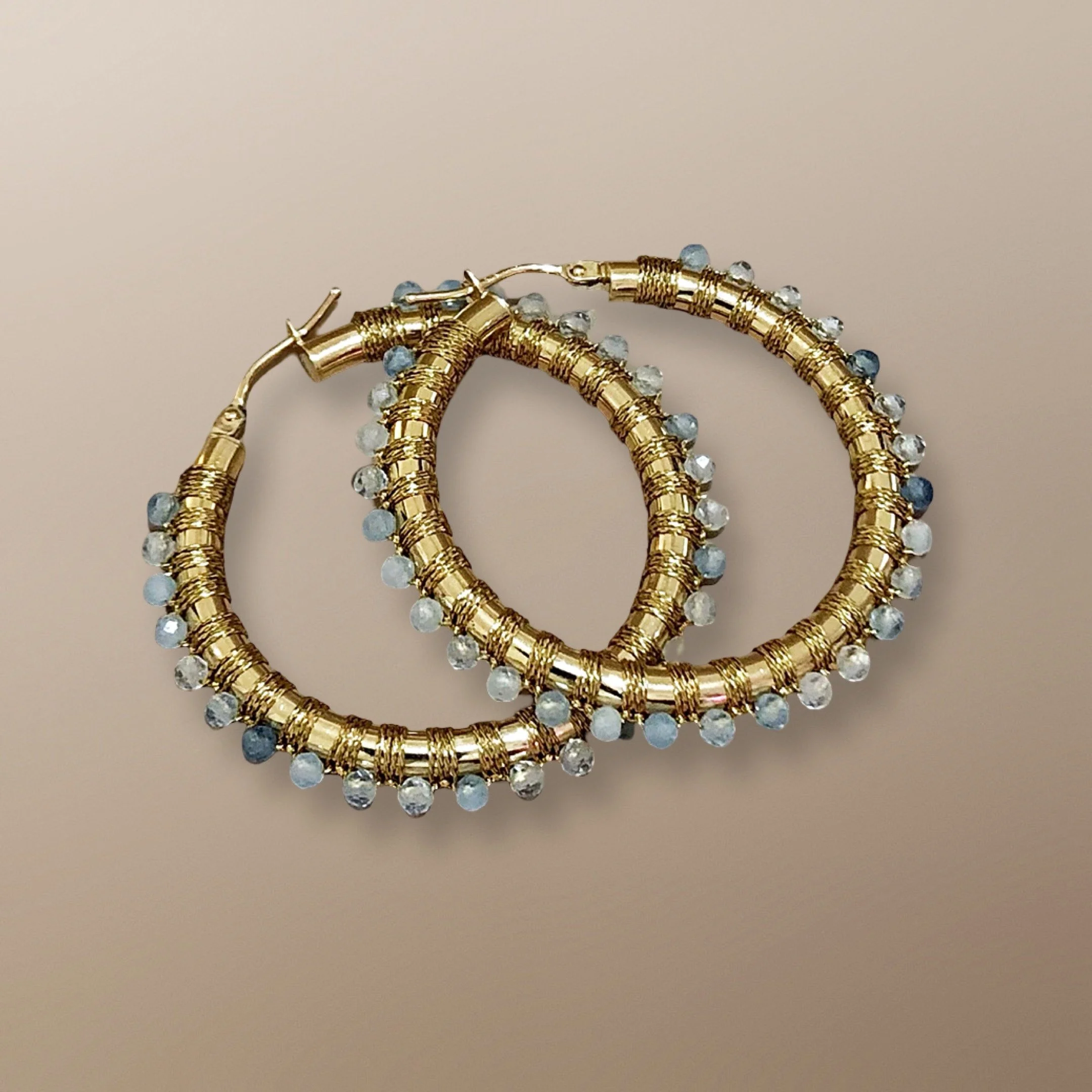 ENG103YG 14KT YELLOW GOLD HOOP HAND WOVEN WITH AQUAMARINE