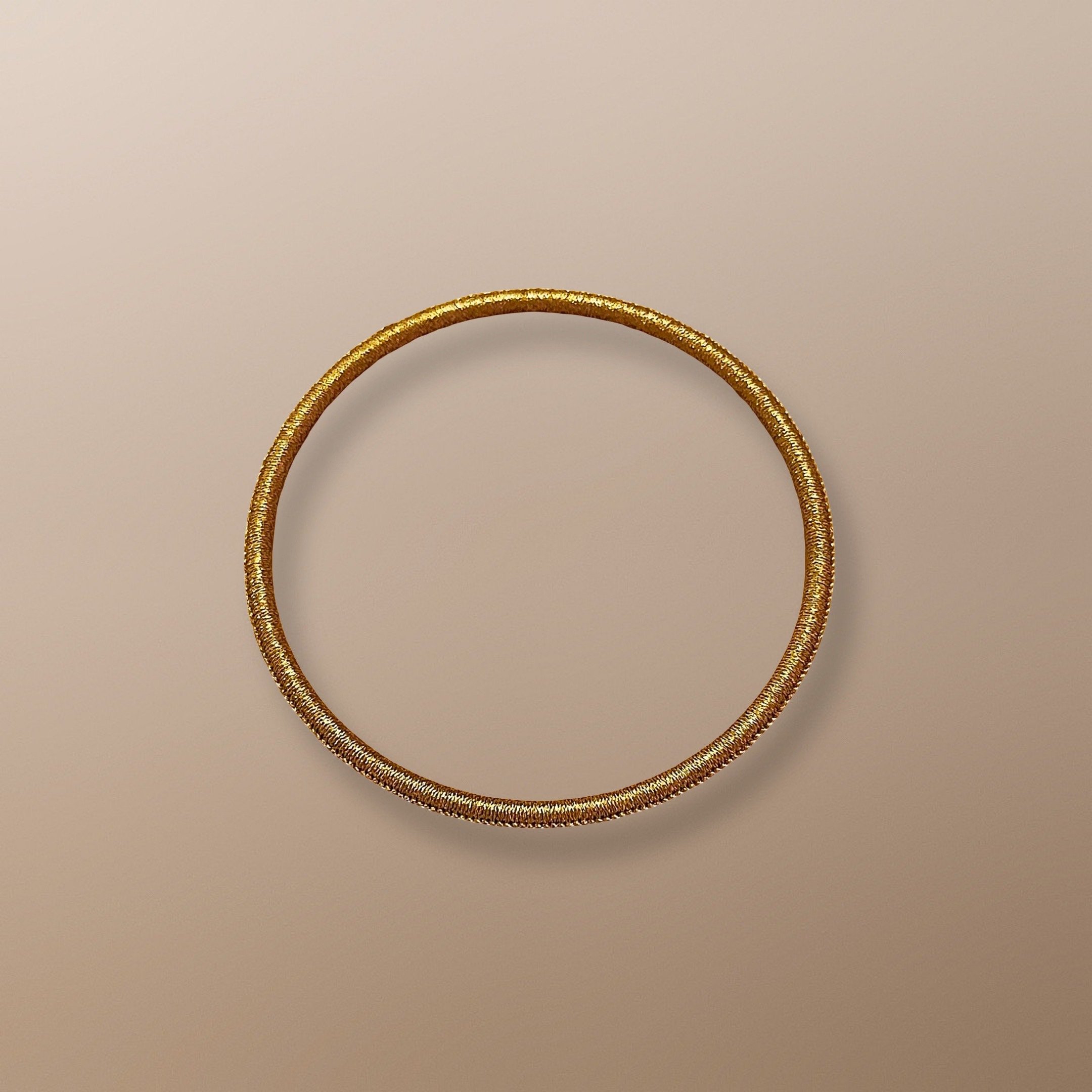 BRBG100 GLD 2.5MM SOLID STERLING SILVER BANGLE HAND WOVEN WITH GOLD CORD.JPG