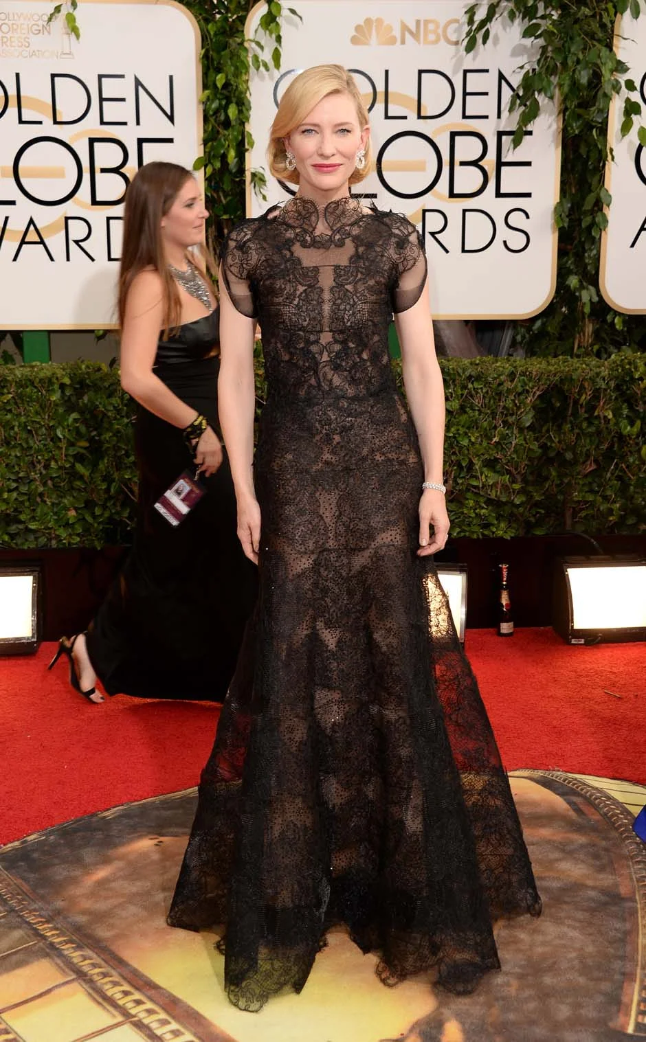 Cate Blanchett demonstrates pure grace and elegance in this Armani Couture dress.