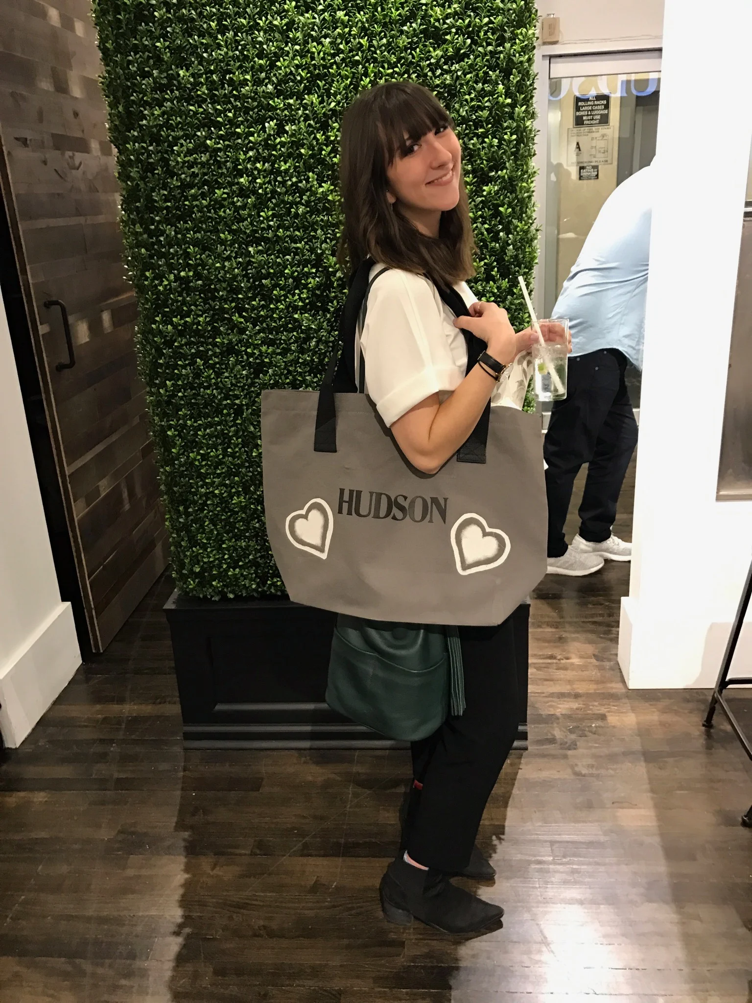 And we got personalized tote bags! Yay for tote bags