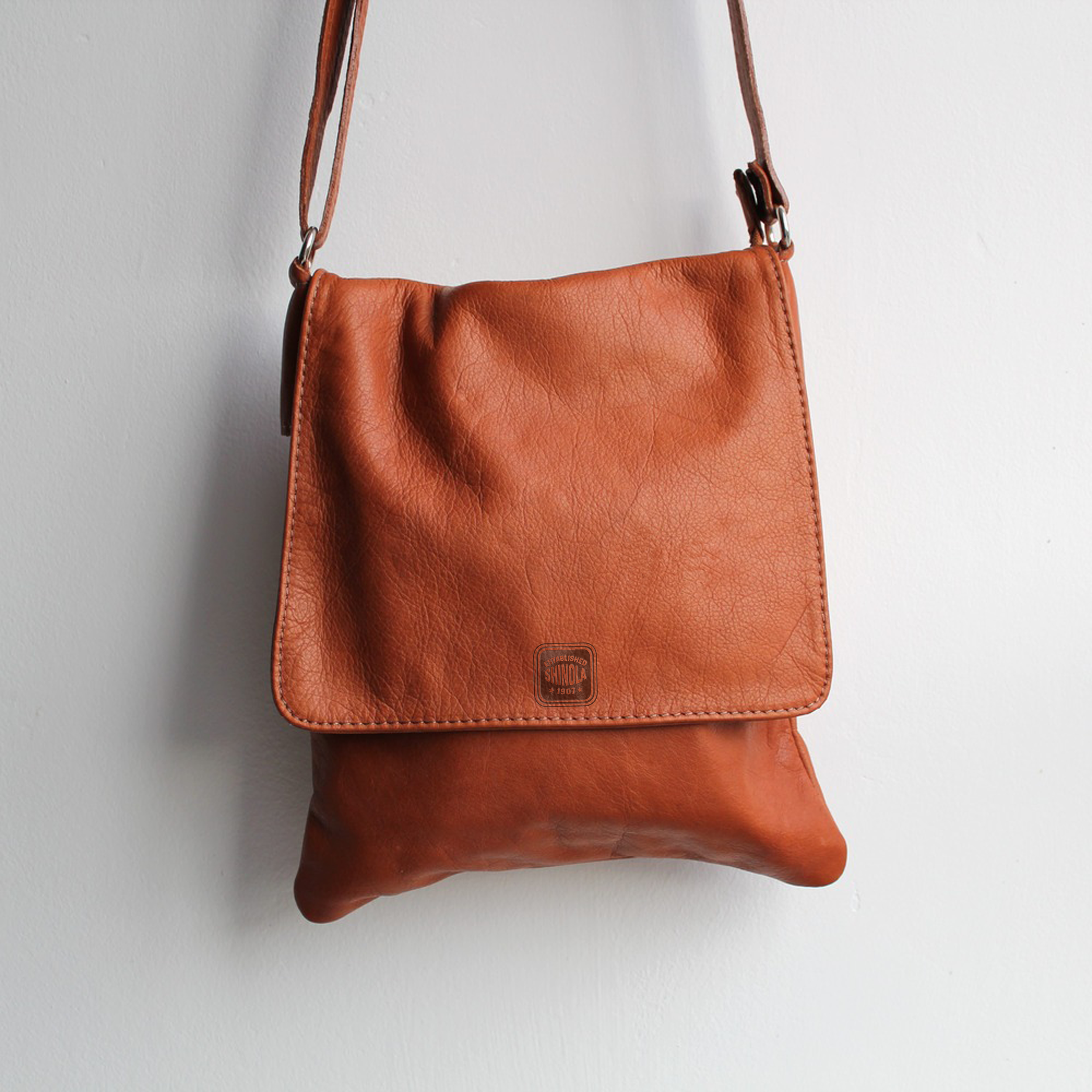 leatherbag.png