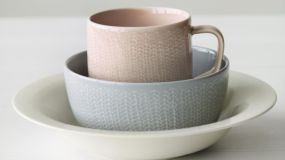 Mug and pasta bowl from Iittala