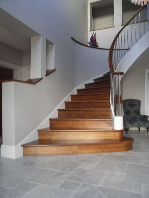 Staircase 2.JPG