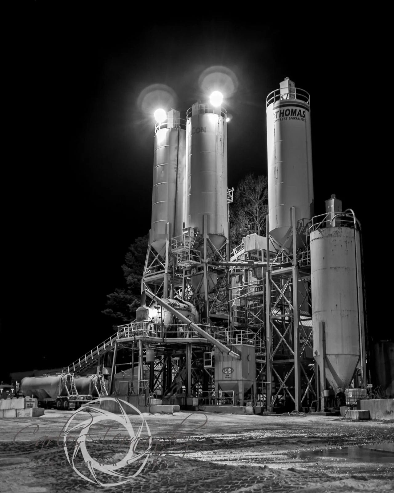 B&W Leica X2, Raleigh Concrete Company at Night