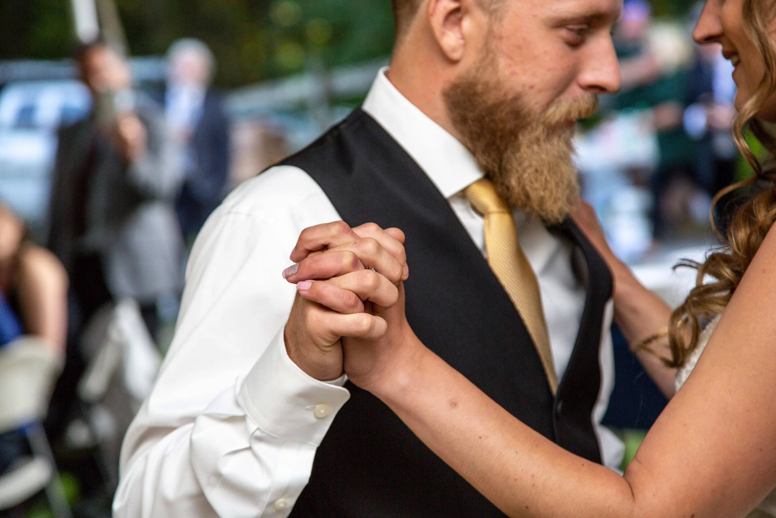 Backyard Homebrew Wedding in Branchville NJ by Dan Schenker Photography-52.jpg