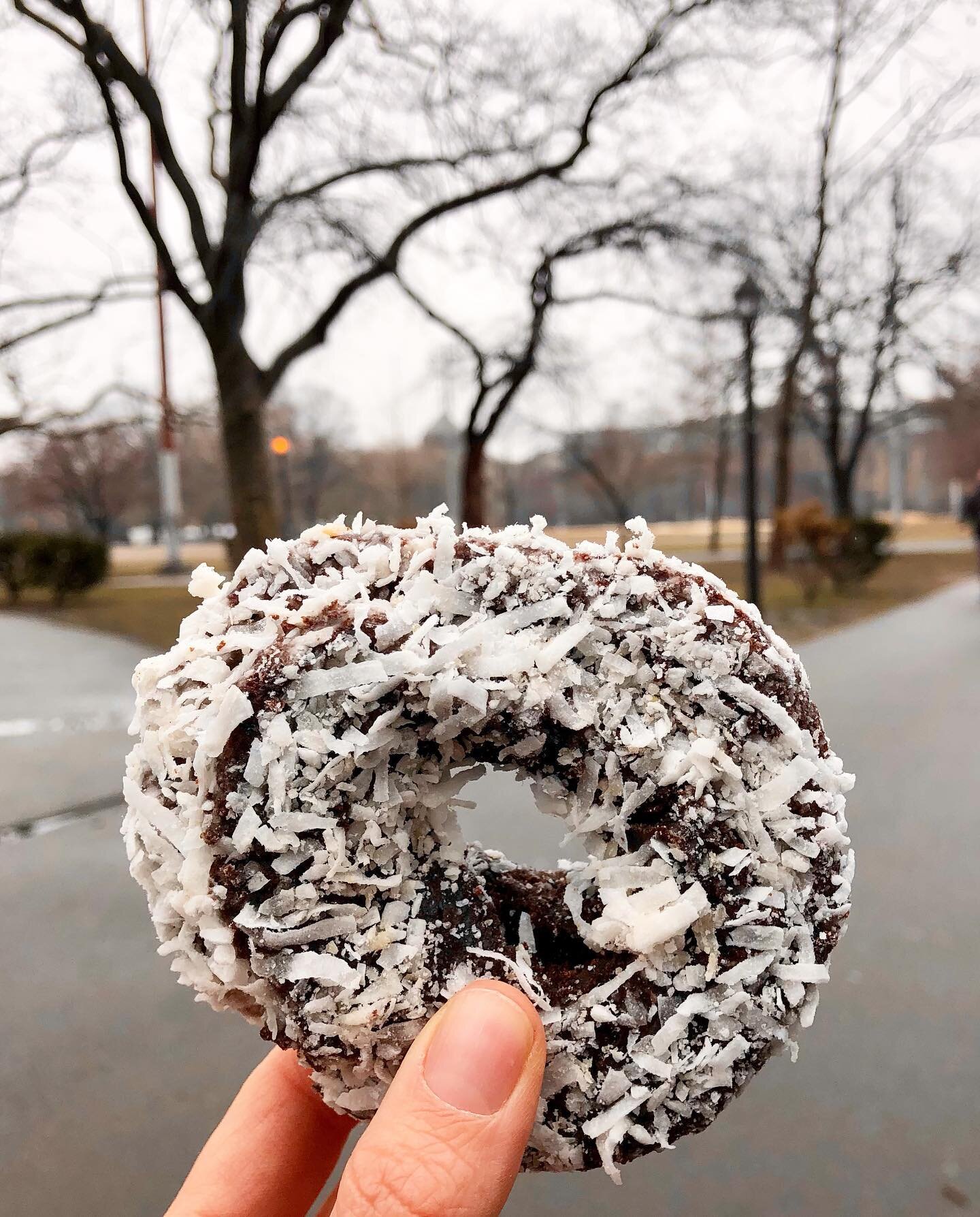 Exploring Williamsburg in Brooklyn today! QUESTION: Are donuts on your &ldquo;do not eat&rdquo; list?? 🍩

I used to feel so guilty when I&rsquo;d have something like a donut...i would ruminate over the fact that it was high in calories and sugar and