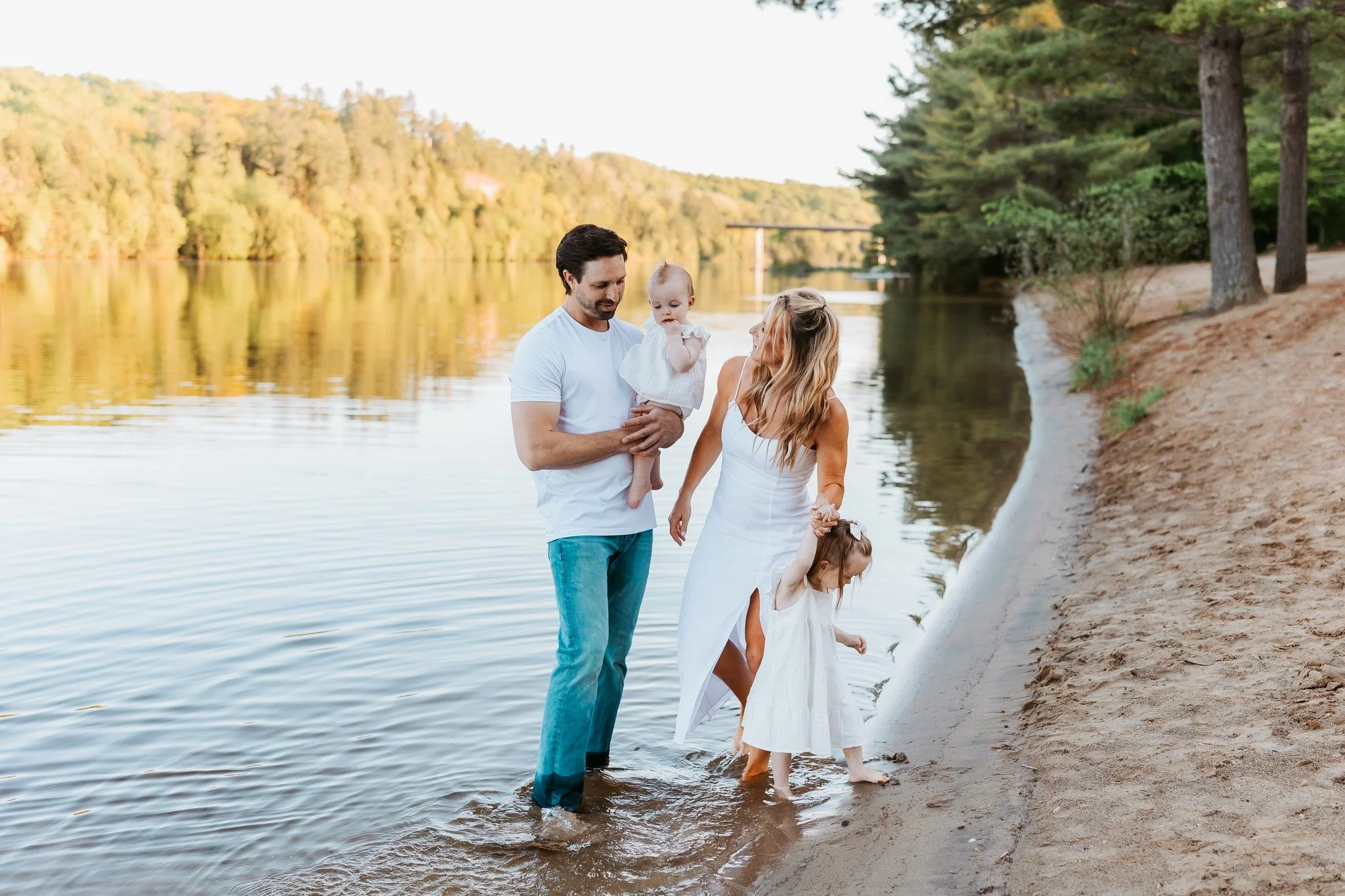 #melissatoyephotography #ottawaweddingphotographer #ottawafamilyphotography #ottawavalley #ottawavalleyphotographer #ottawavalleyfamilyphotographer