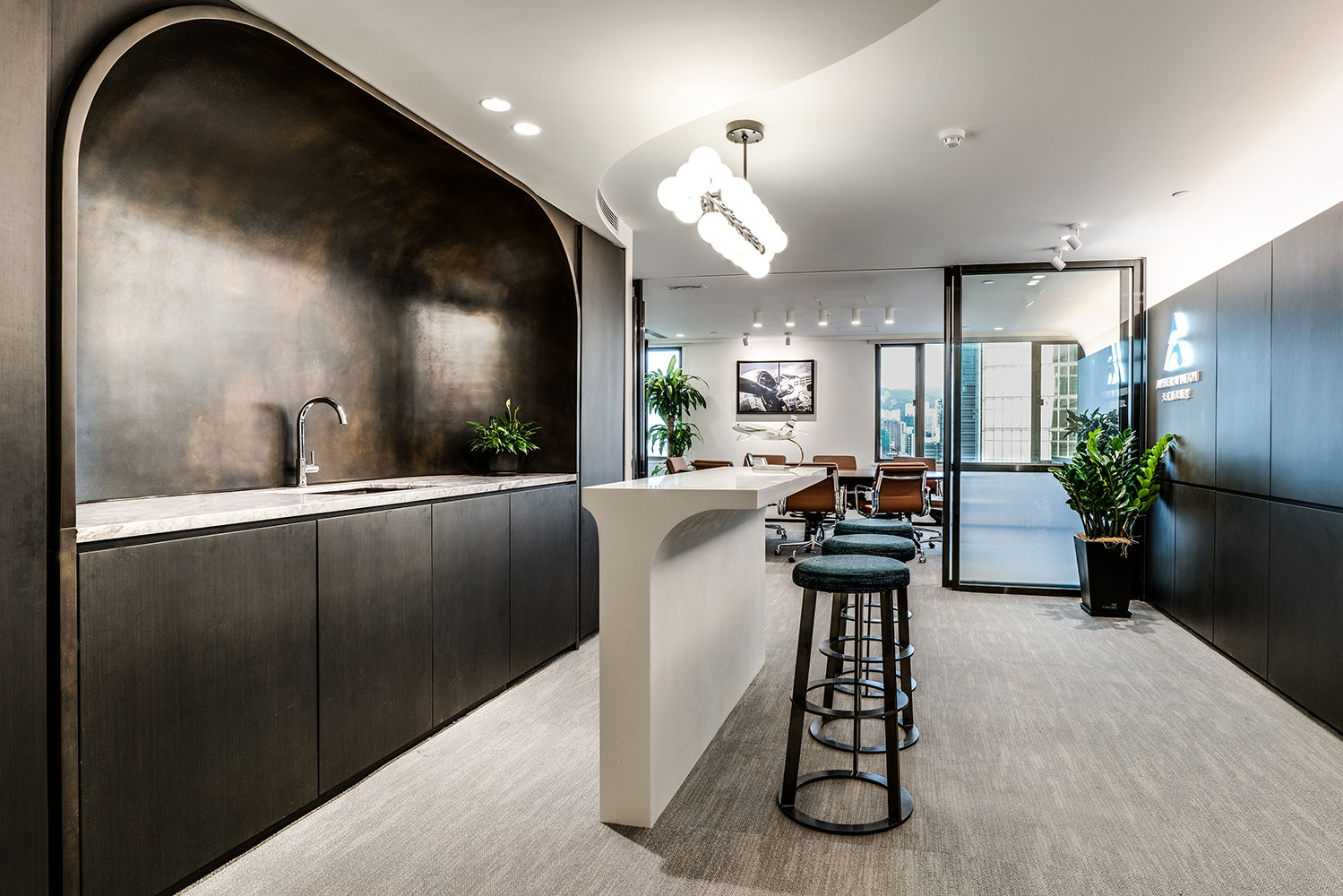 Amber Aviation Kitchen | Bronze Lunar Florentine