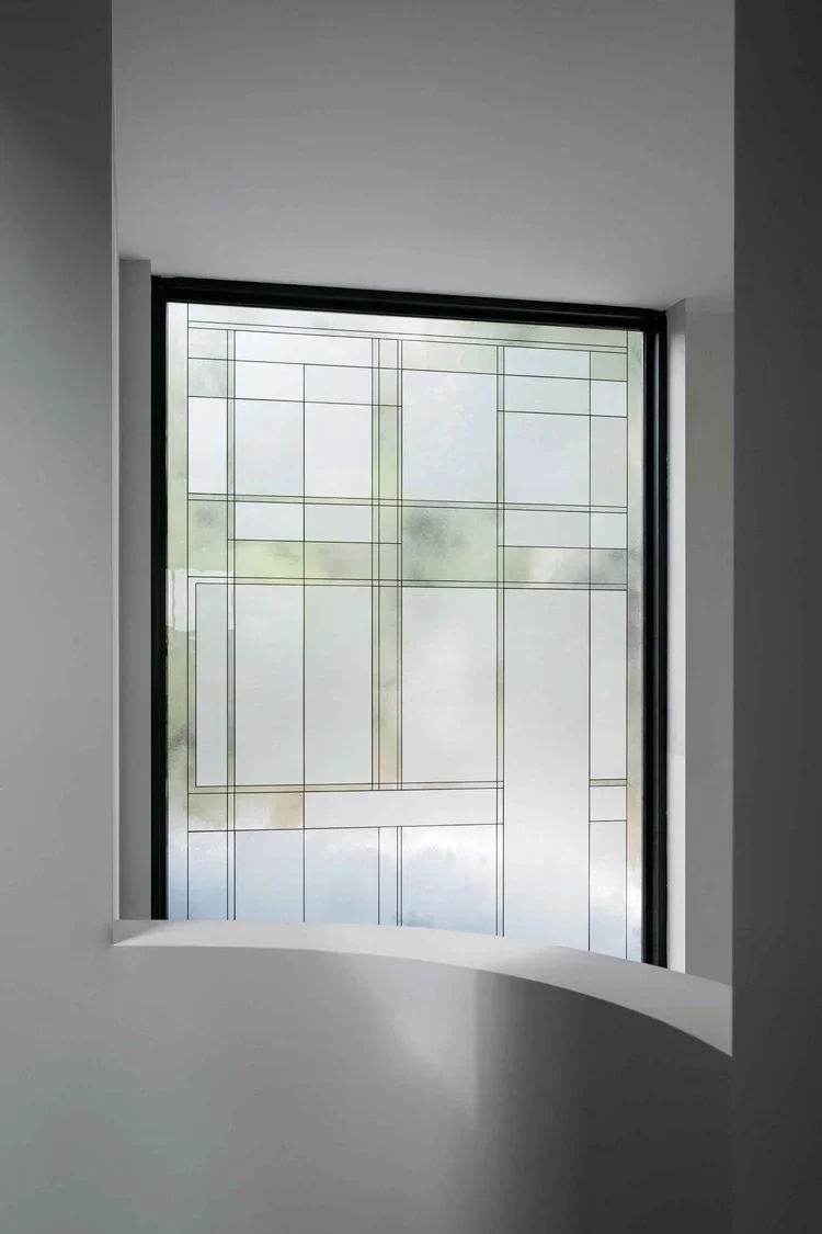 GRID GLASS - NINA MAYA