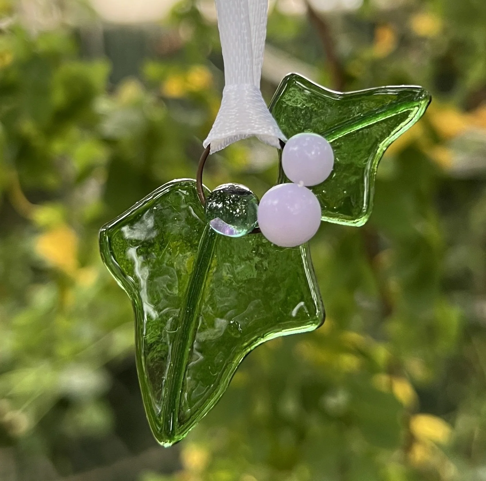 Ivy Ornament