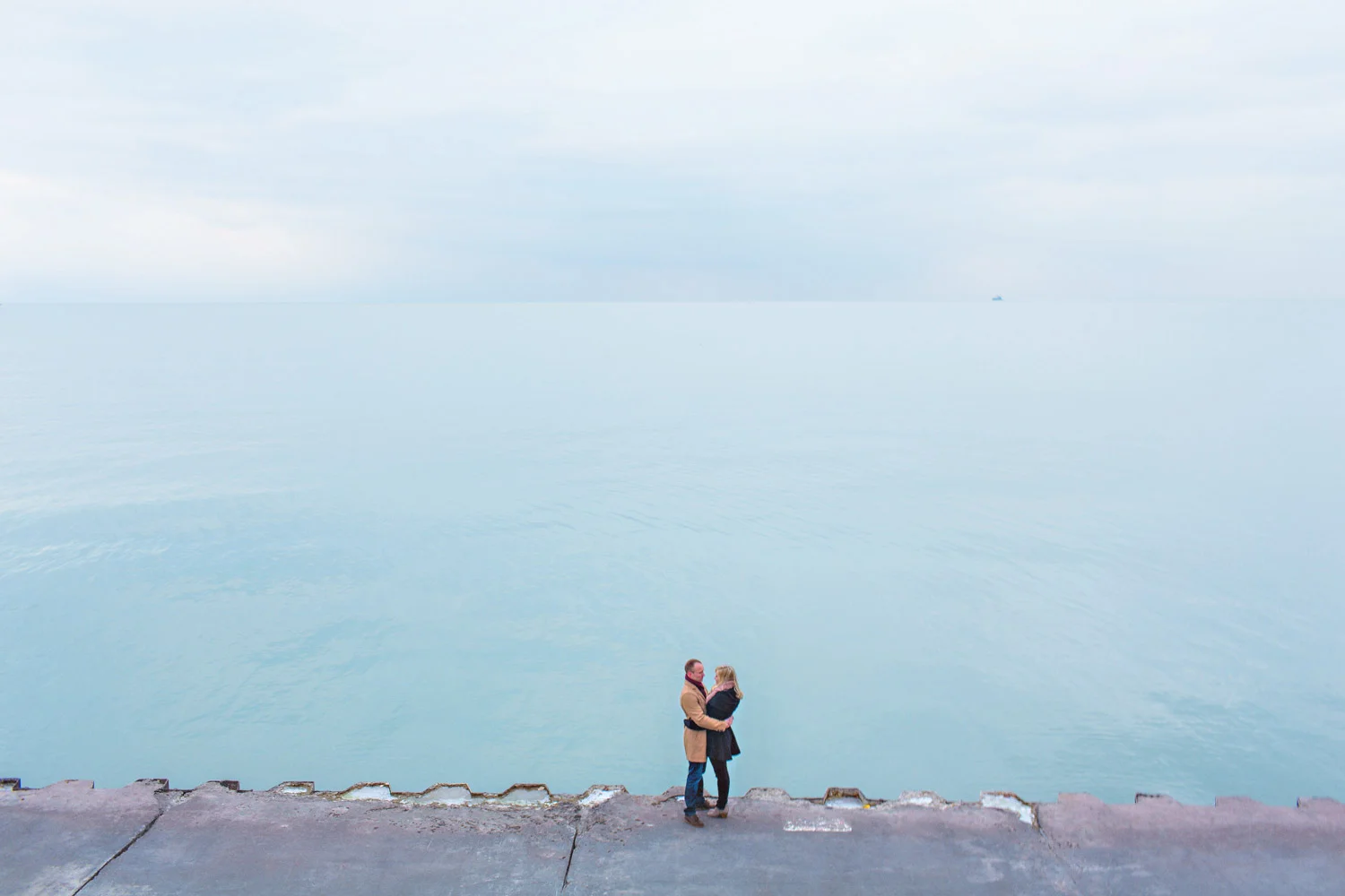 engagement photo lake michigan