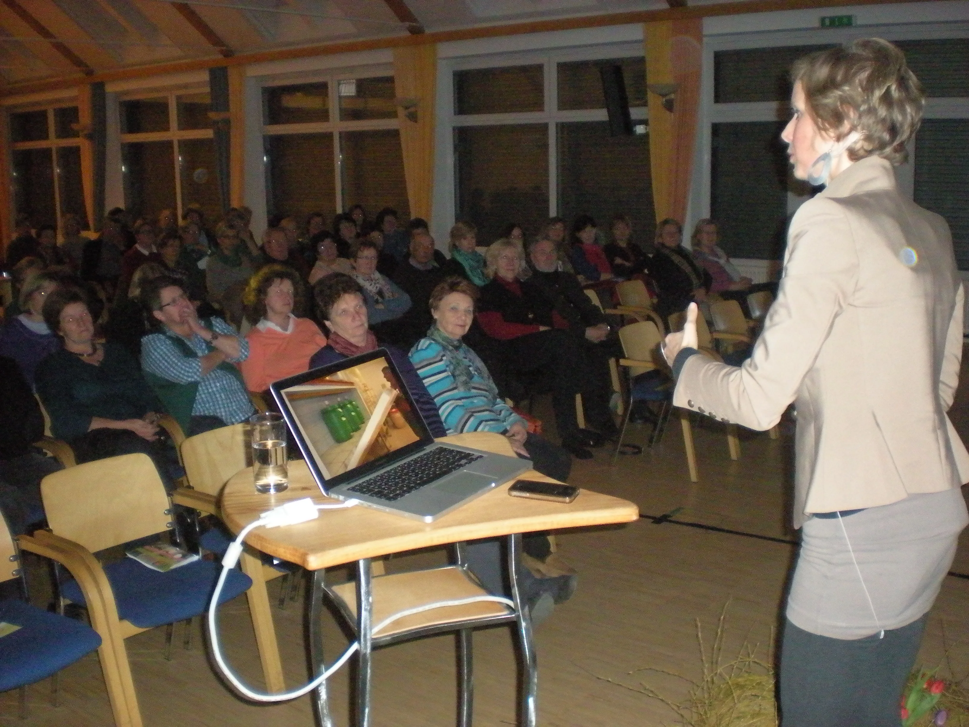 Gartenkunst - Angelika Ertl - 15. März 2013