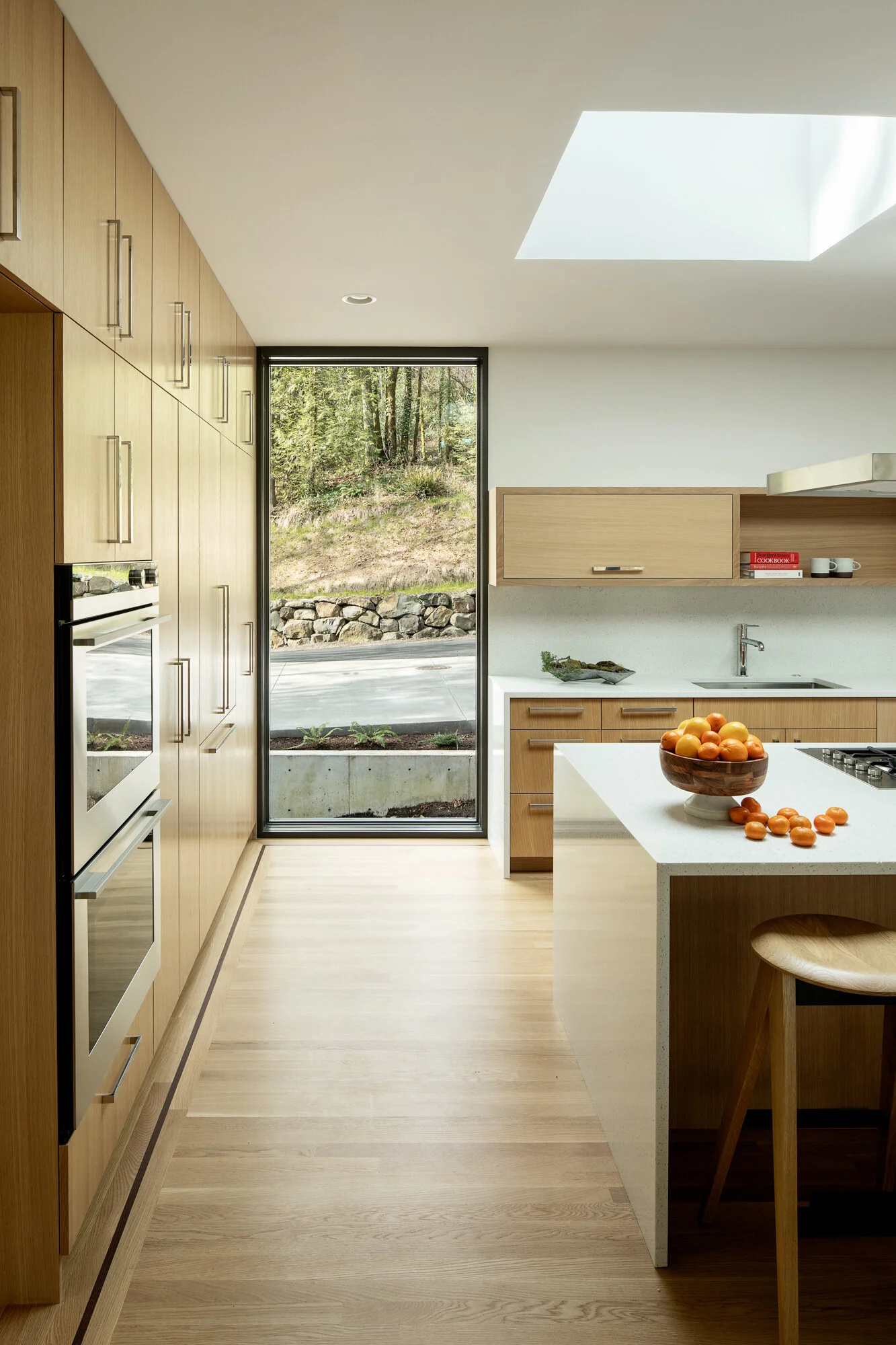 Kitchen counter with oranges — William Kaven Architecture