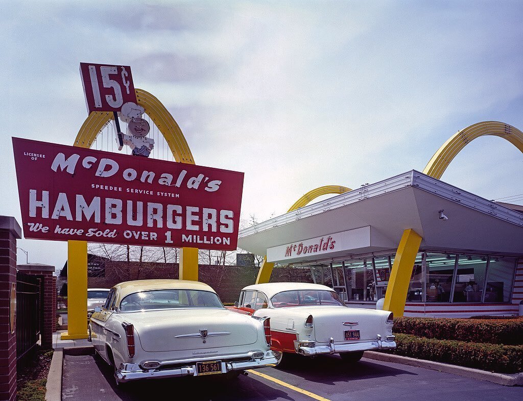 &quot;The new wide boulevards of the West streamed off the freeways, accommodating recently constructed malls and collecting new and older brands like McDonald&rsquo;s, Dairy Queen and Kentucky Fried Chicken. The similarity of the local conditions an