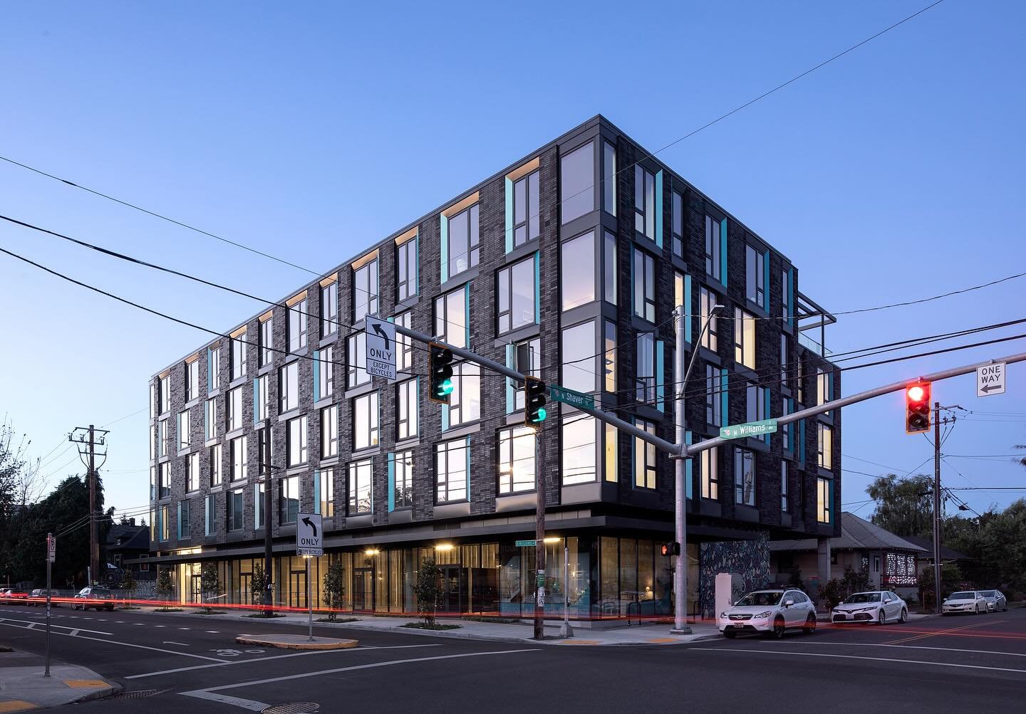 Situated at the corner of North Williams Avenue and Shaver Street, Parallax is a five-story mixed-use development, including 66 apartments over premium retail space fronting the thriving Williams Corridor. Parallax seeks to elevate the streetscape al