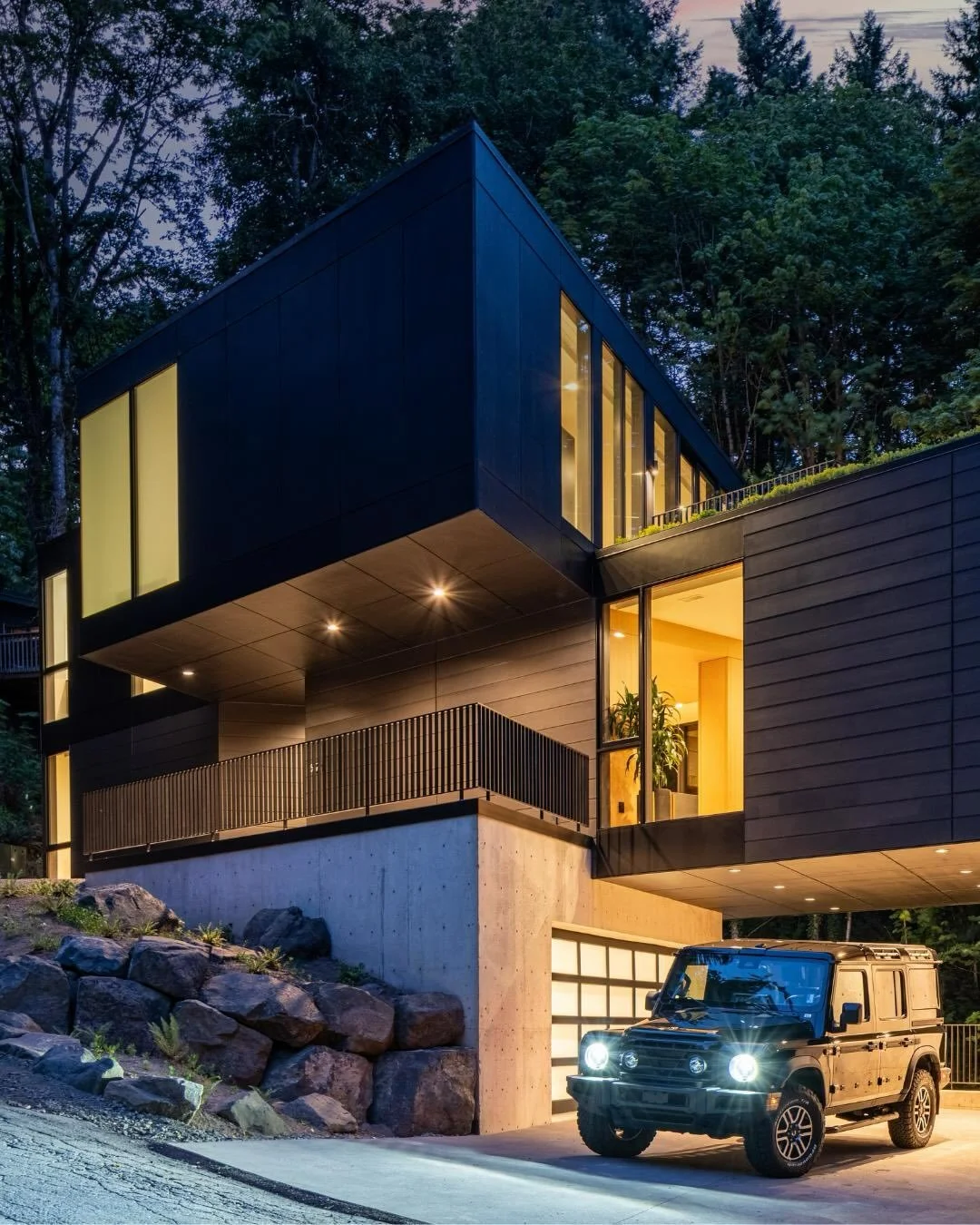 Two homes from our Royal Collection in Forest Park are currently on the market, and we&rsquo;re excited to see them featured this week in @theoregonian. #linkinbio

&ldquo;Two modern houses designed by brothers who lead William / Kaven Architecture a