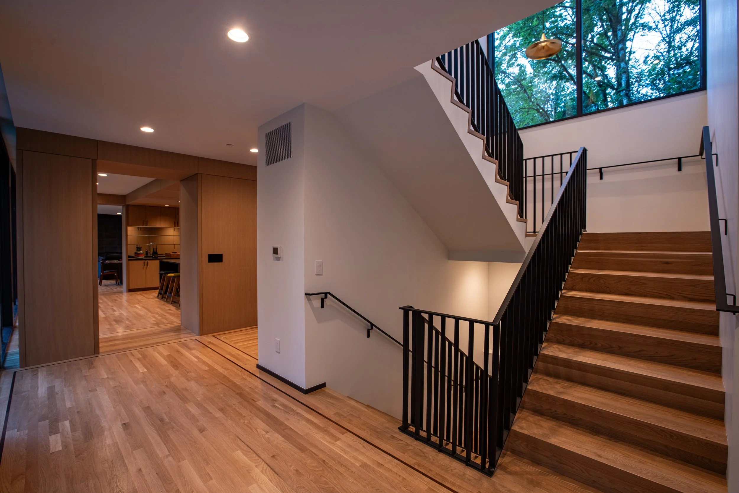 Staircase in modern home — William Kaven Architecture