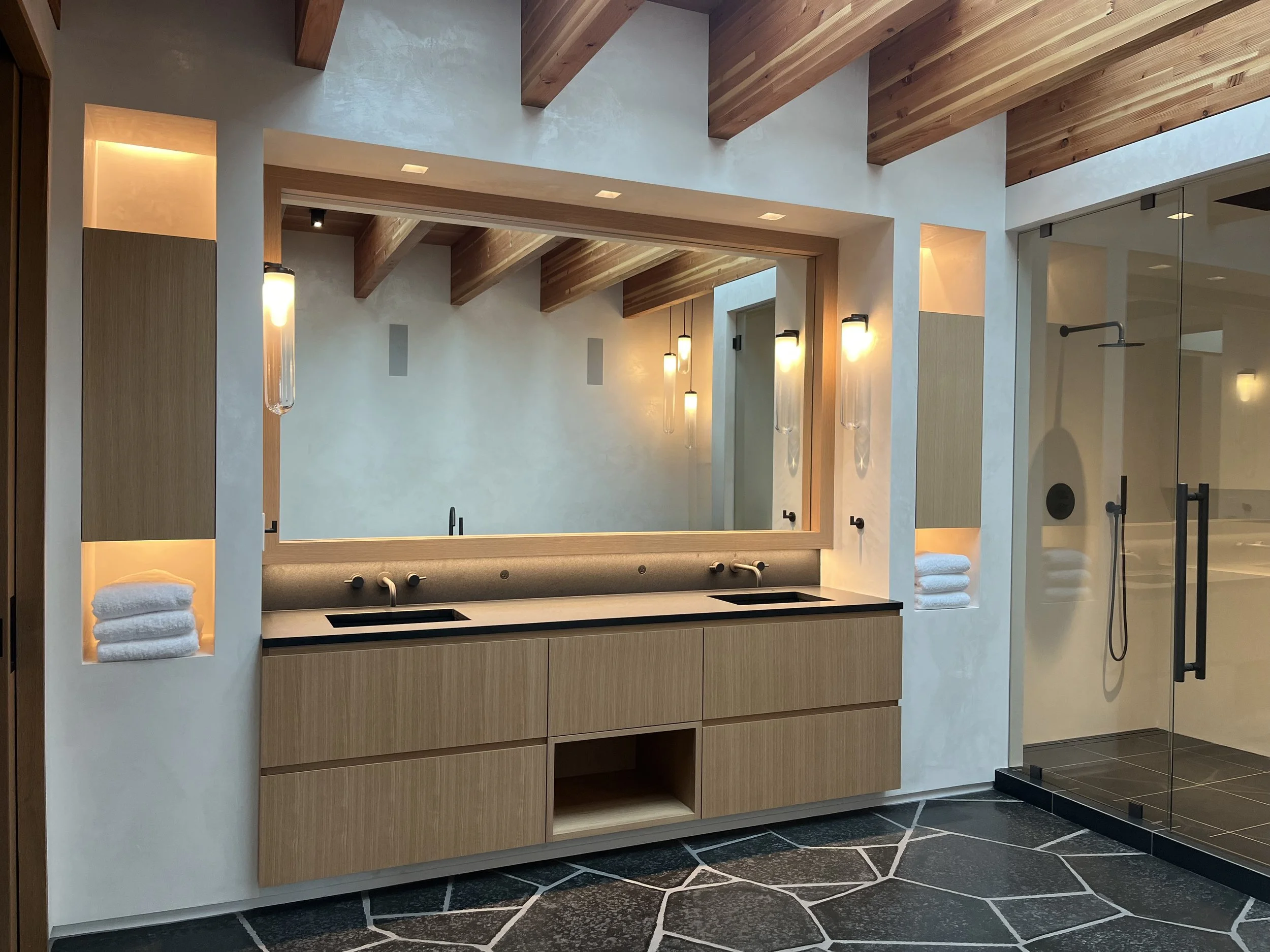 Primary bathroom at William Kaven Architecture's Hood River residence.