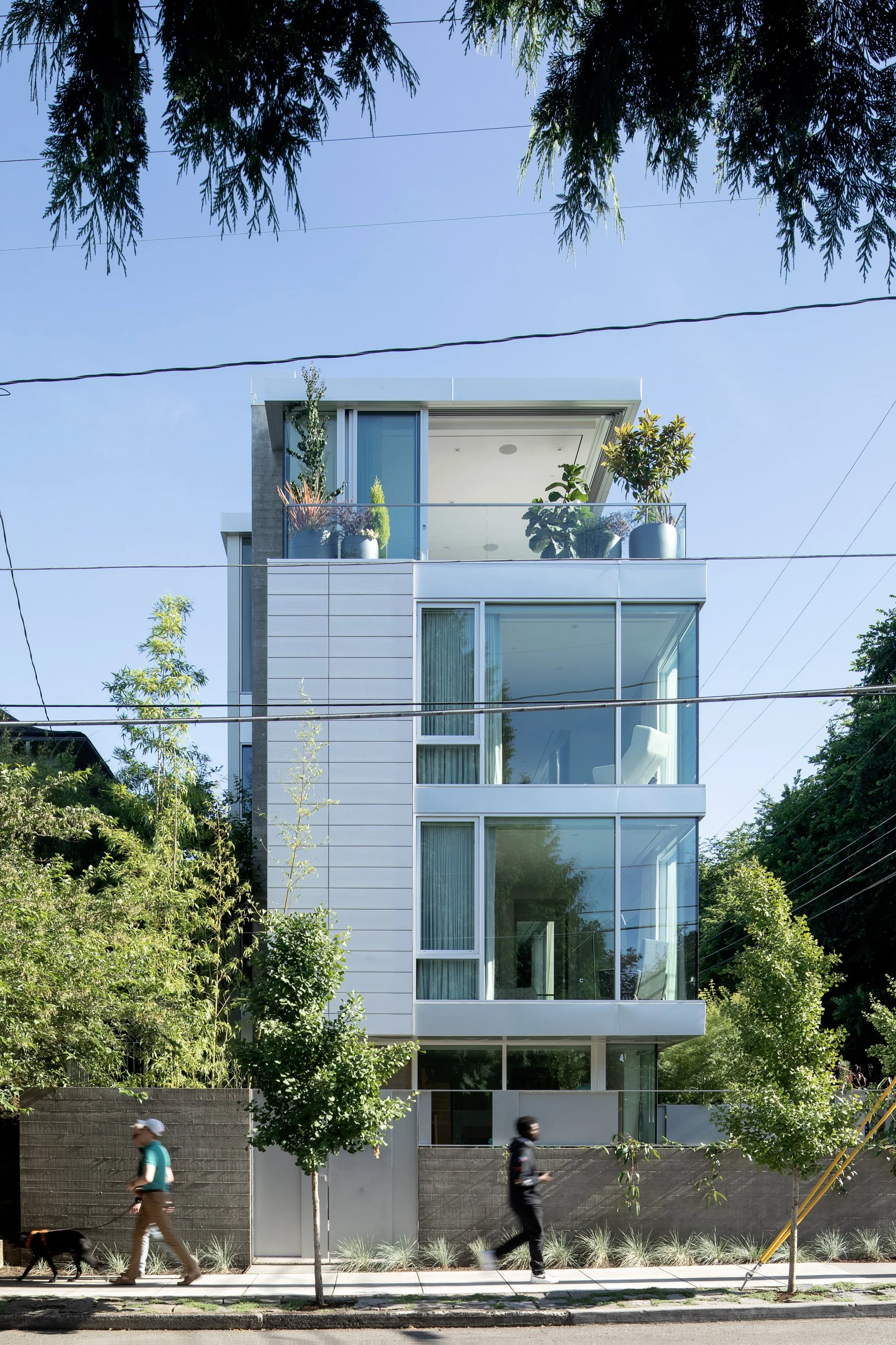 Modern Portland house clad in white terracotta — William Kaven Architecture