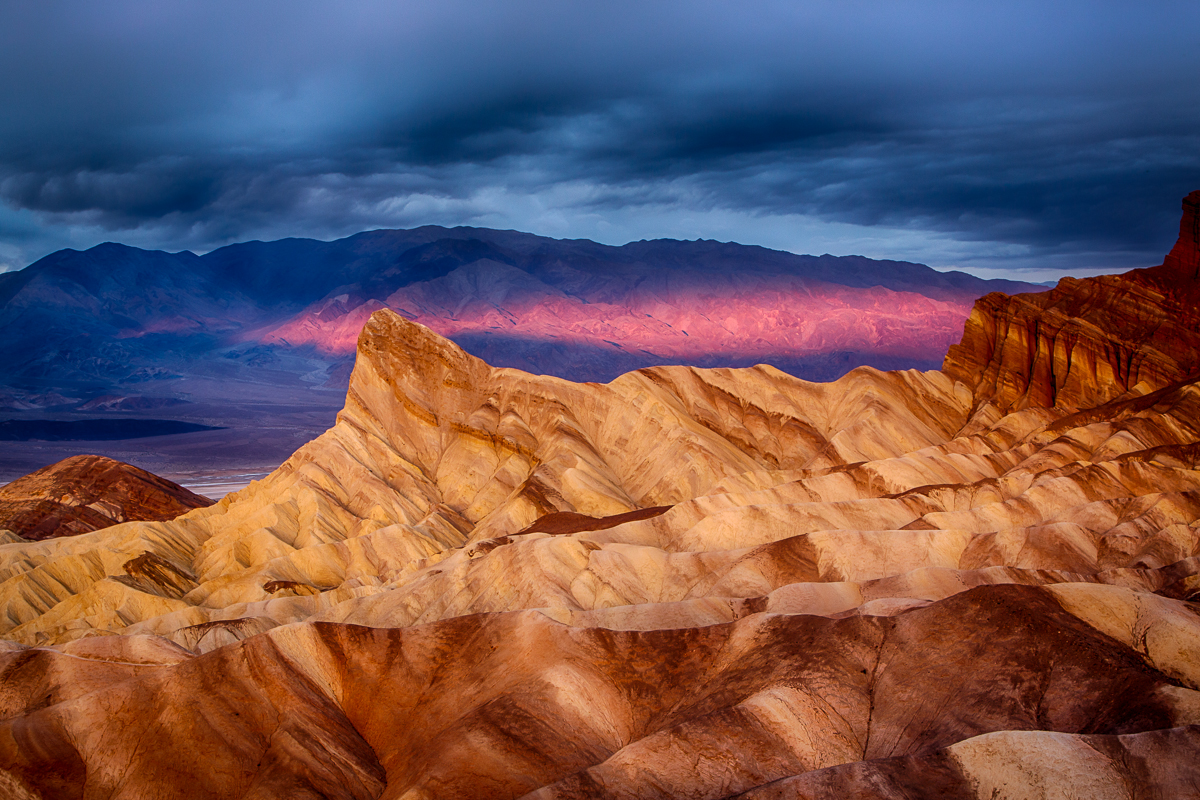 sunrise zabriskie point
