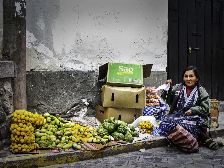 Peru Street Vendor