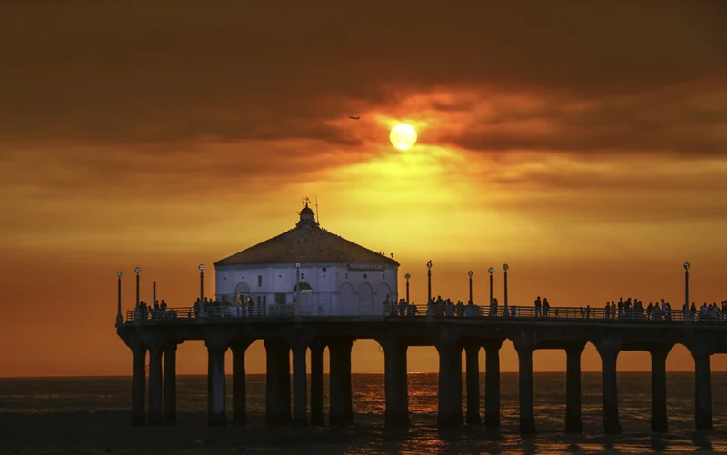 manhattan beach pier II