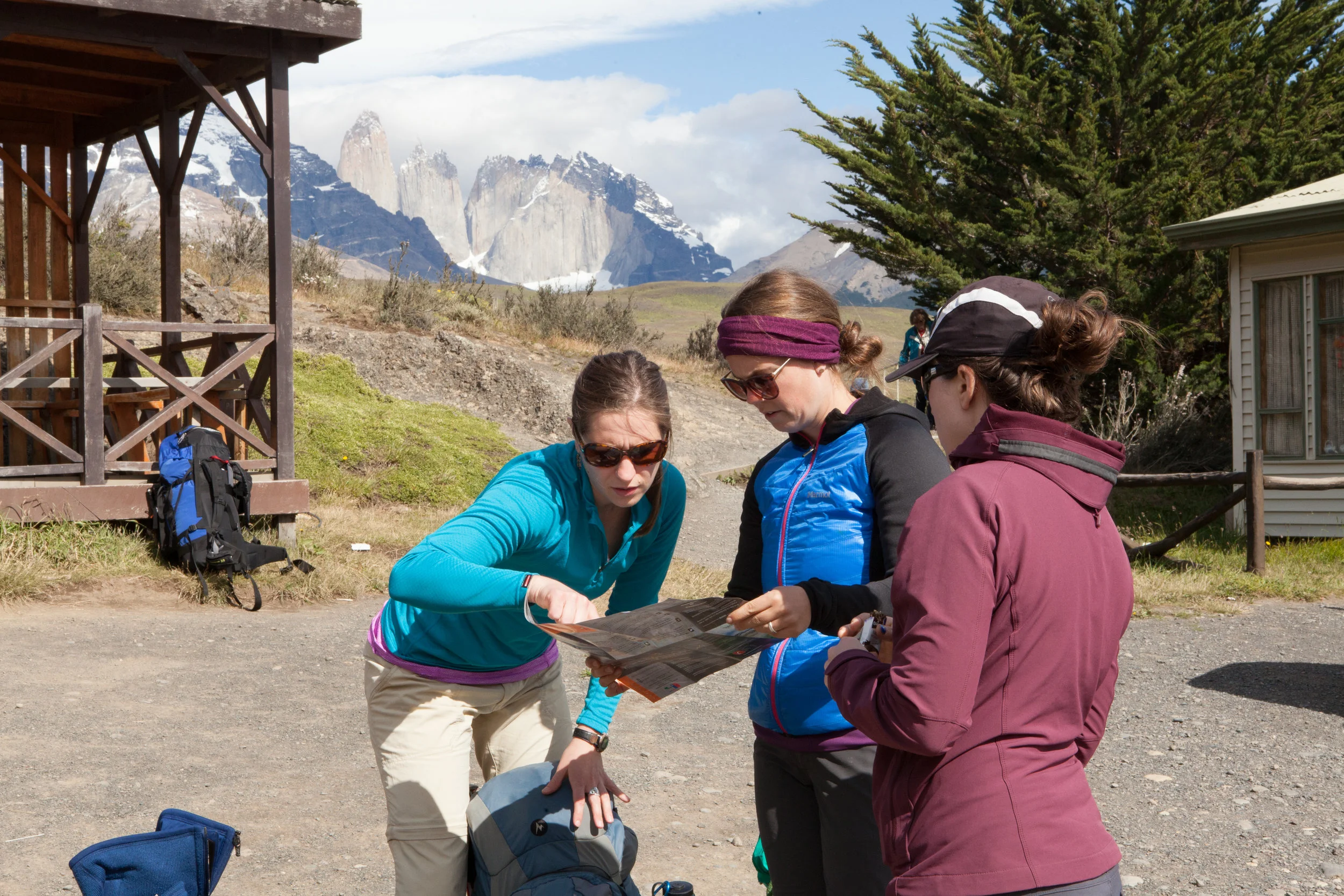 Martha, Callie, and Rachel consult the park map as we began the first leg of the trip. 