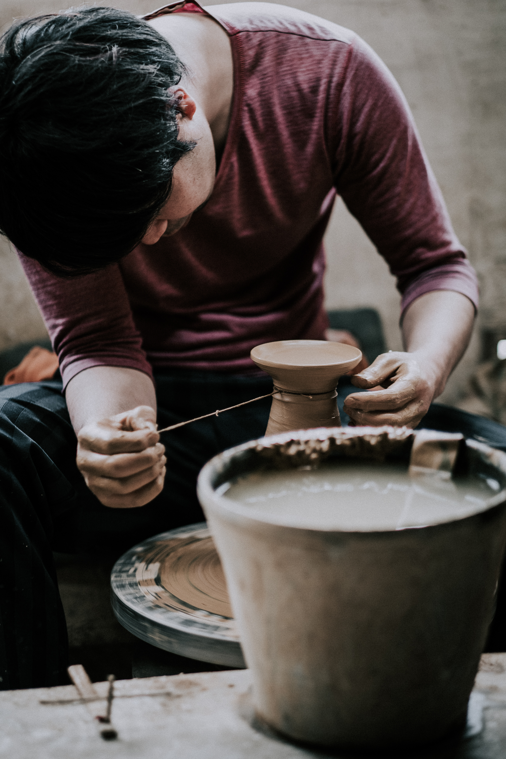  The workshop of Onimaru Toyonobu-gama. 