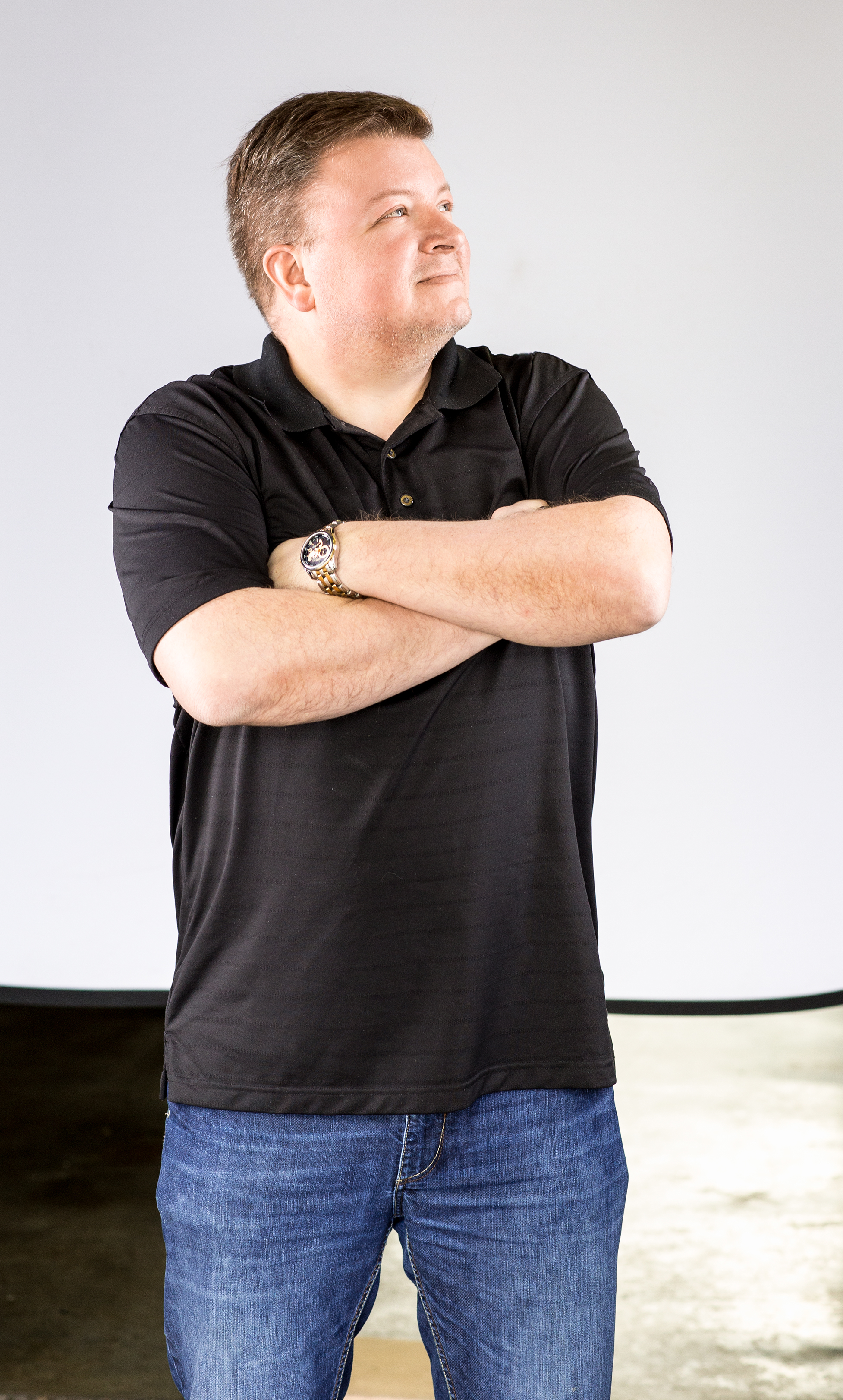 Richard spent a classified number of months circling the globe in a submarine at depth. Which makes him highly qualified for the pressures of production work.