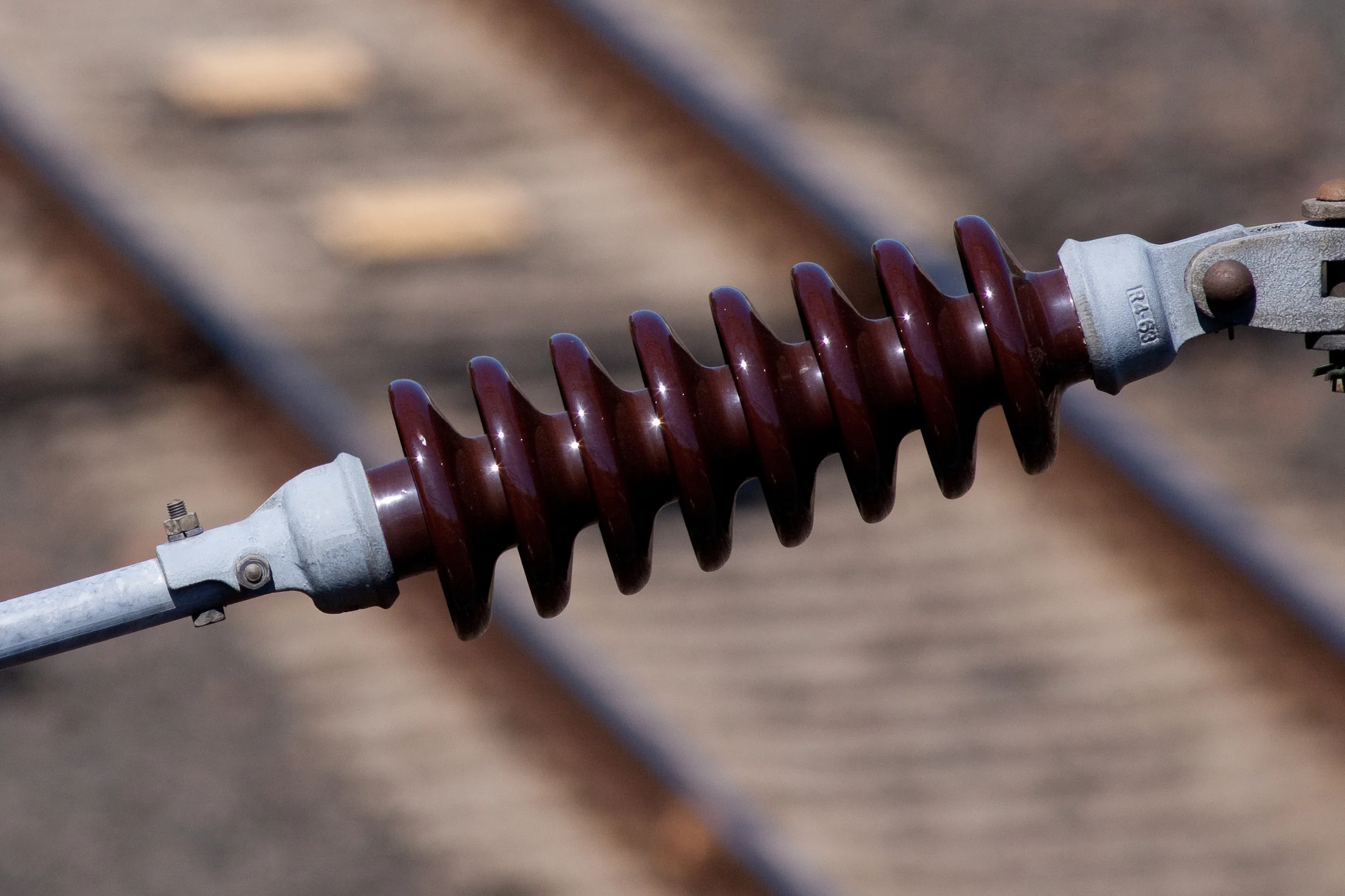 Insulator_railways.jpg