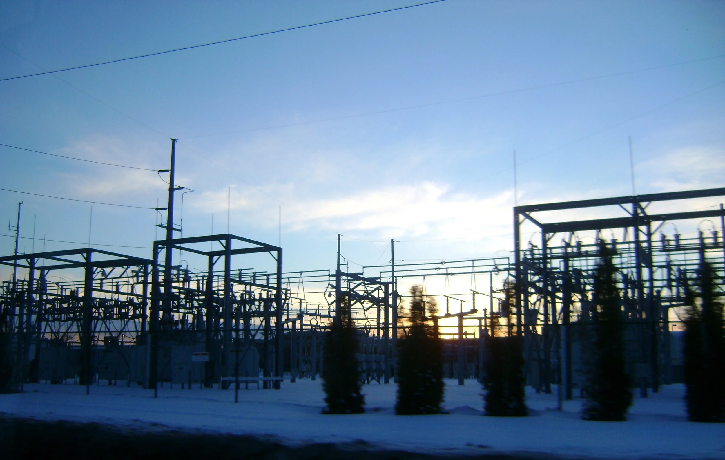 urban_scenery__power_substation_by_seberhusky-d598tnh.jpg
